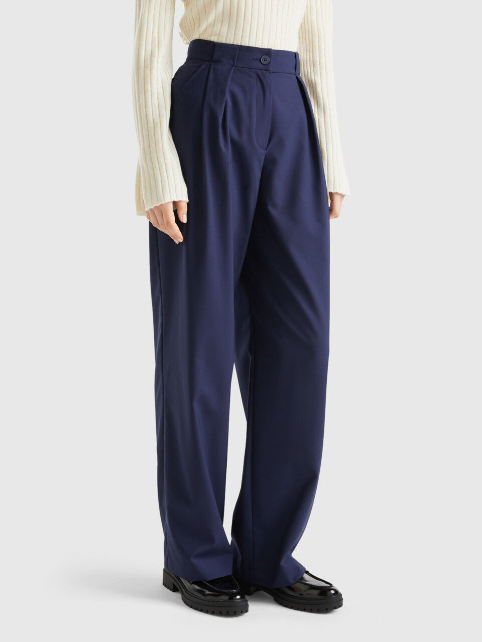 Benetton pantaloni larghi store