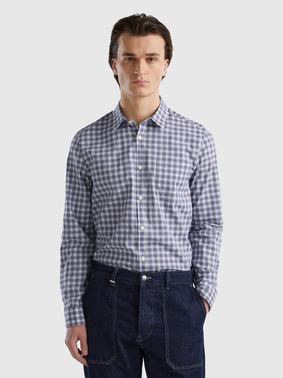 Hombre deals camisa cuadros