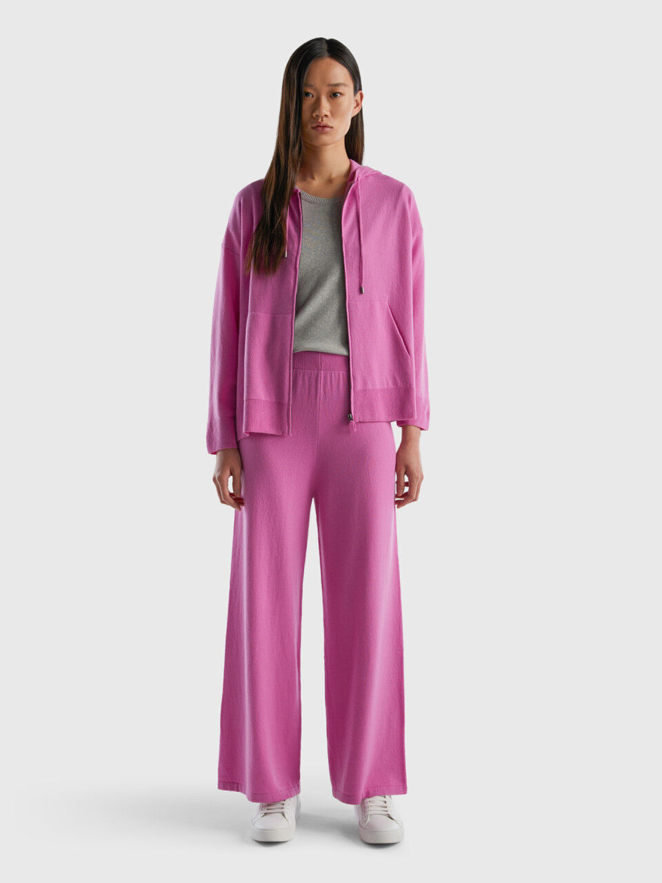 Pink trousers in wool and cashmere blend