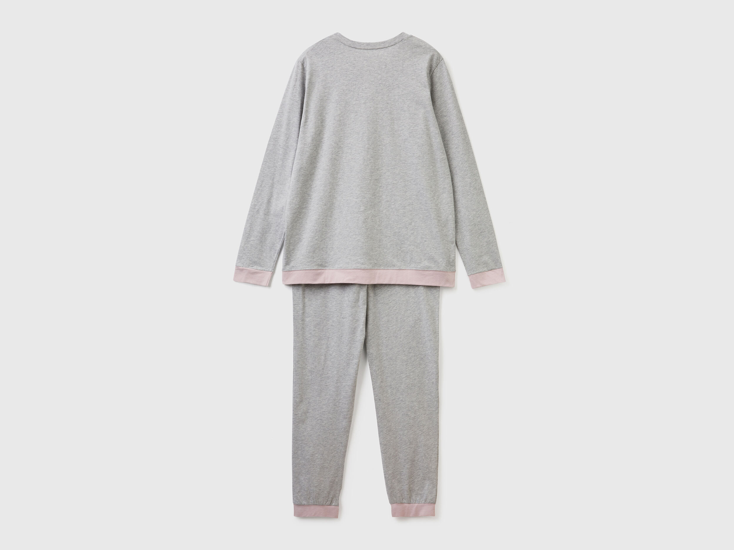 Benetton pyjama store