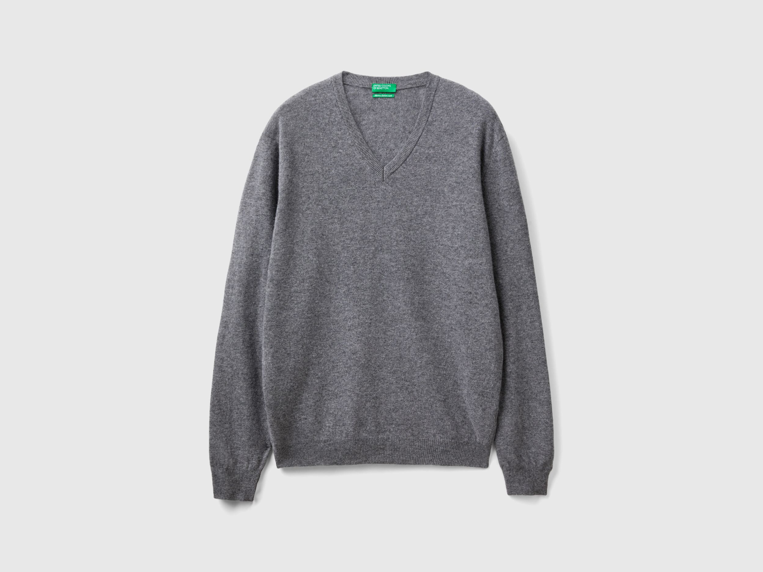 Dark gray v neck sweater clearance