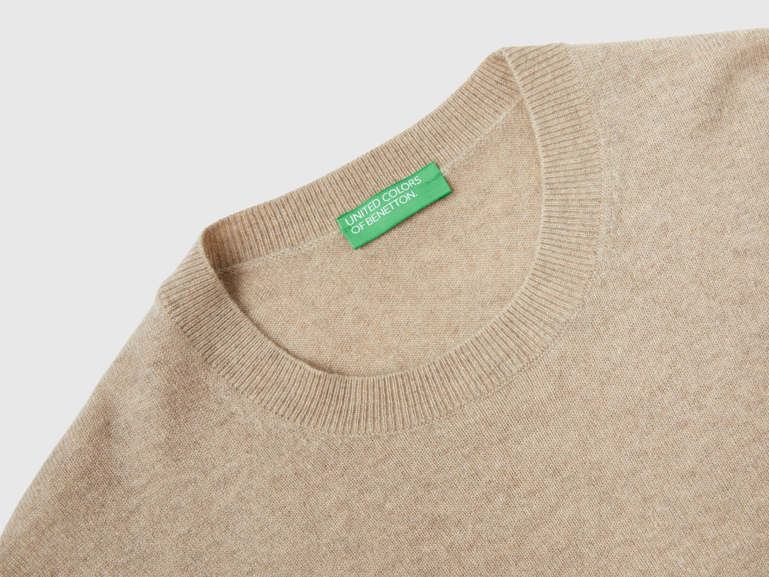 Benetton discount lambswool pullover