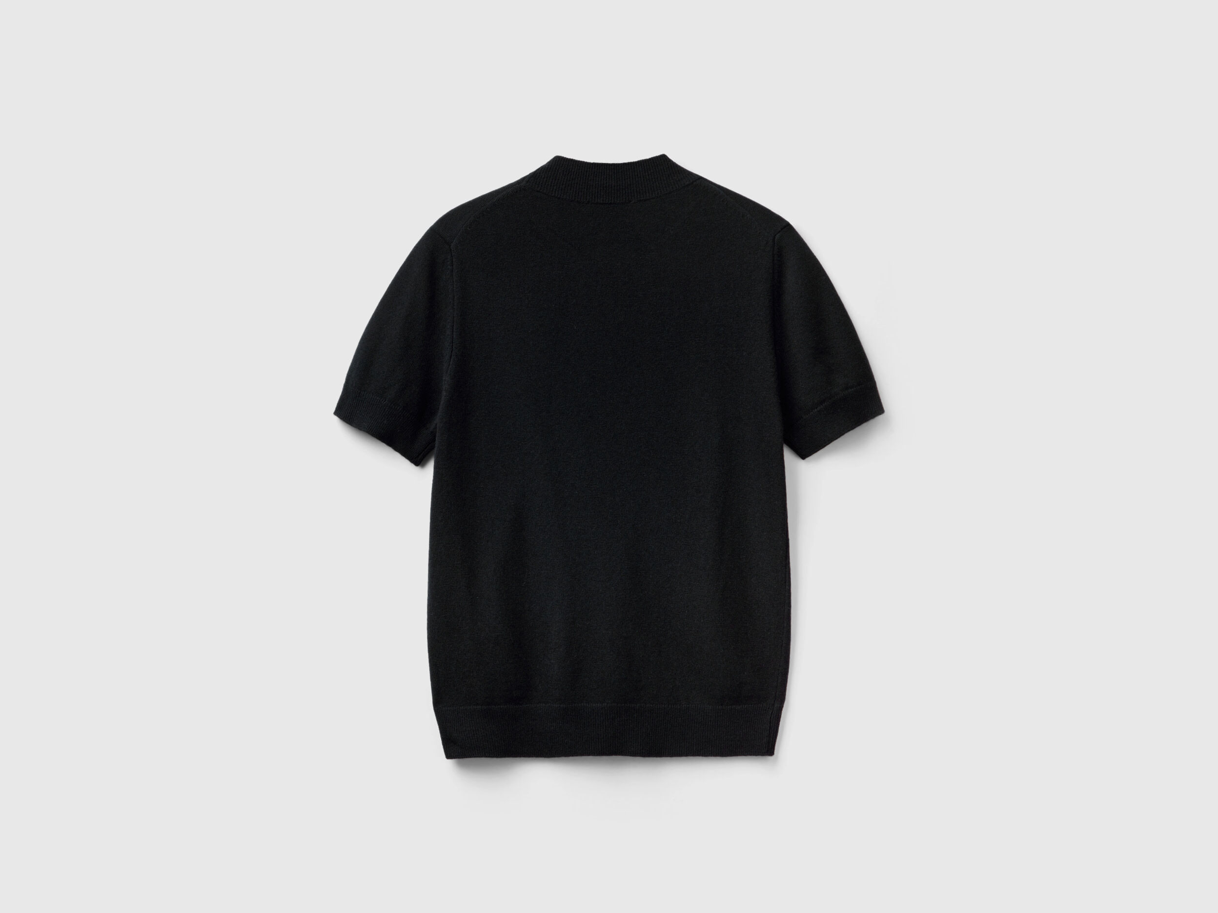 Black short sleeve best sale sweater