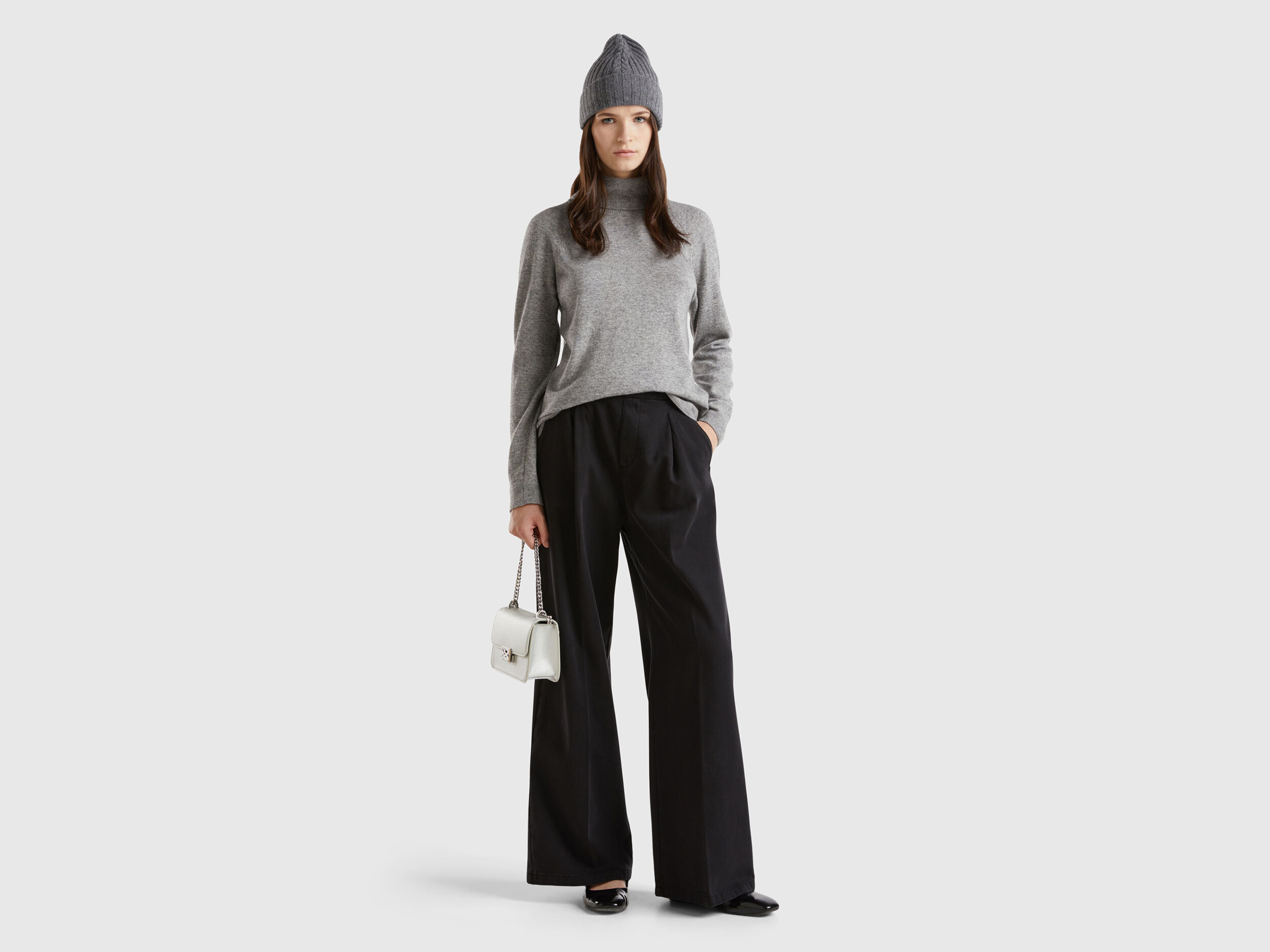 Gray turtleneck sweater in cashmere and wool blend - Light