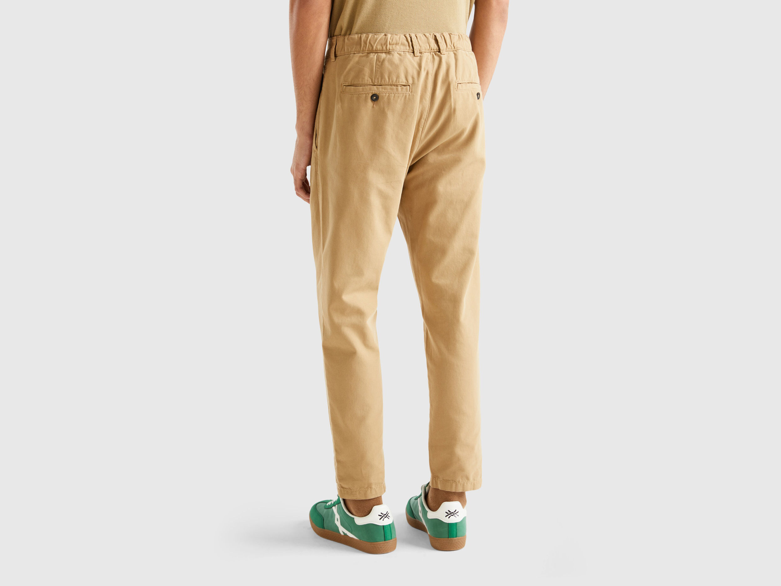 Men Slant Pocket Carrot Trousers | Mens outfits, Streetwear men outfits,  Cool outfits for men