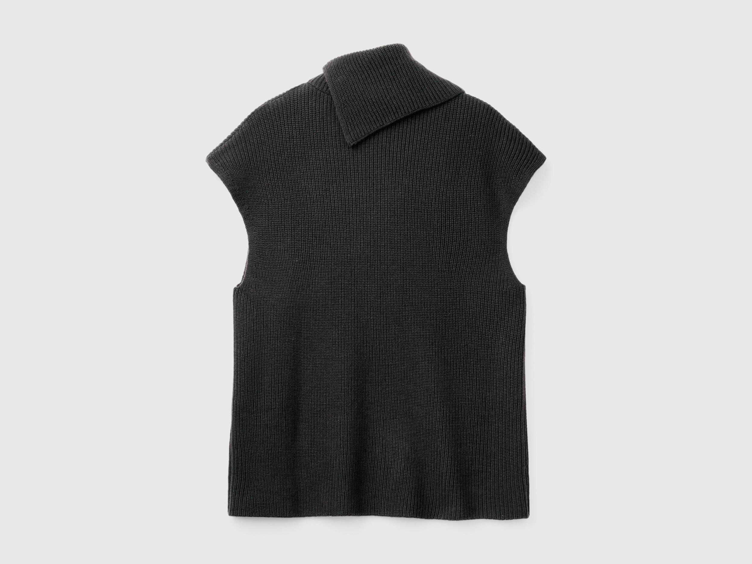 Long vest with high neck - Black | Benetton