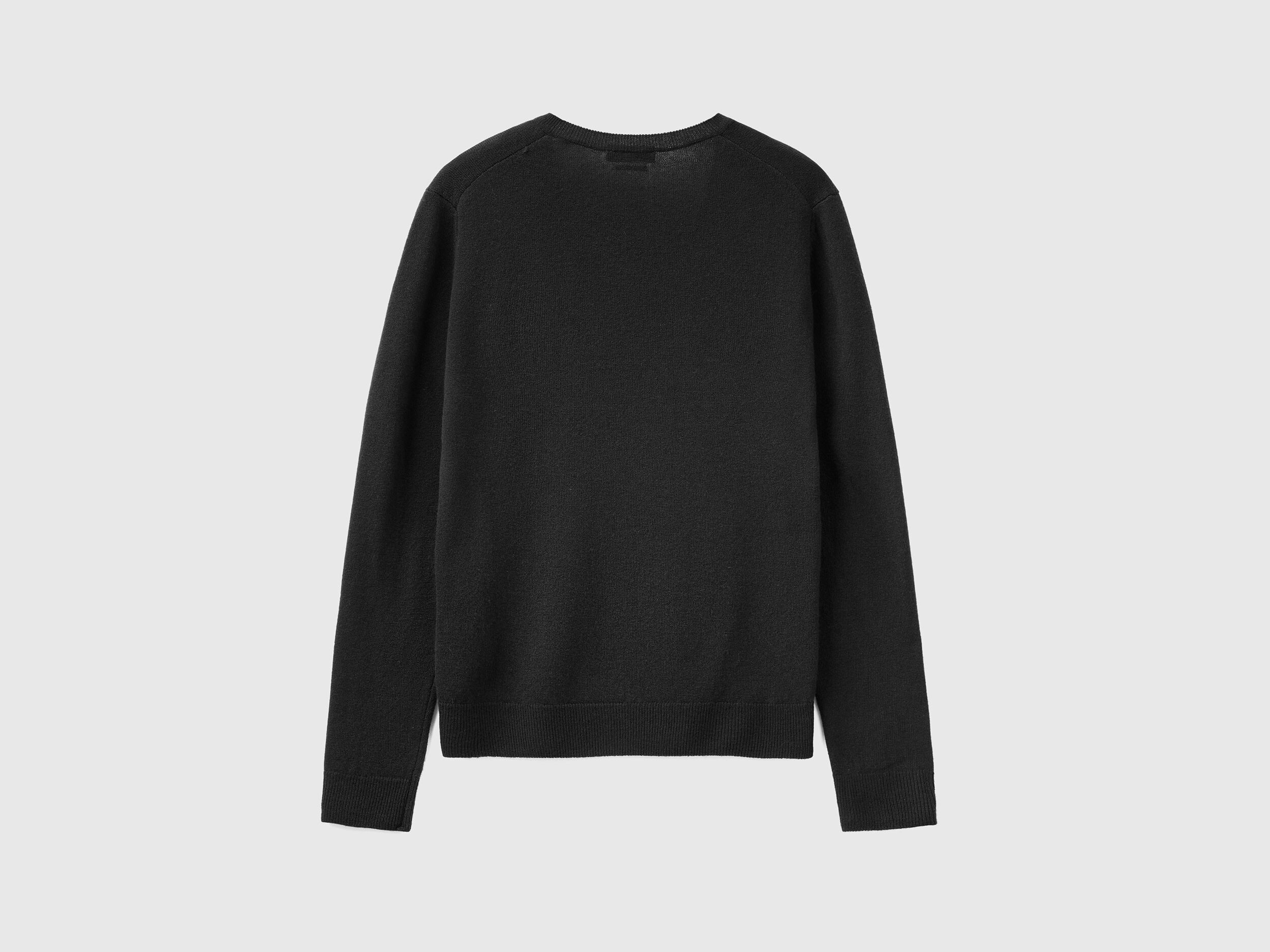 Black v best sale neck sweatshirt womens