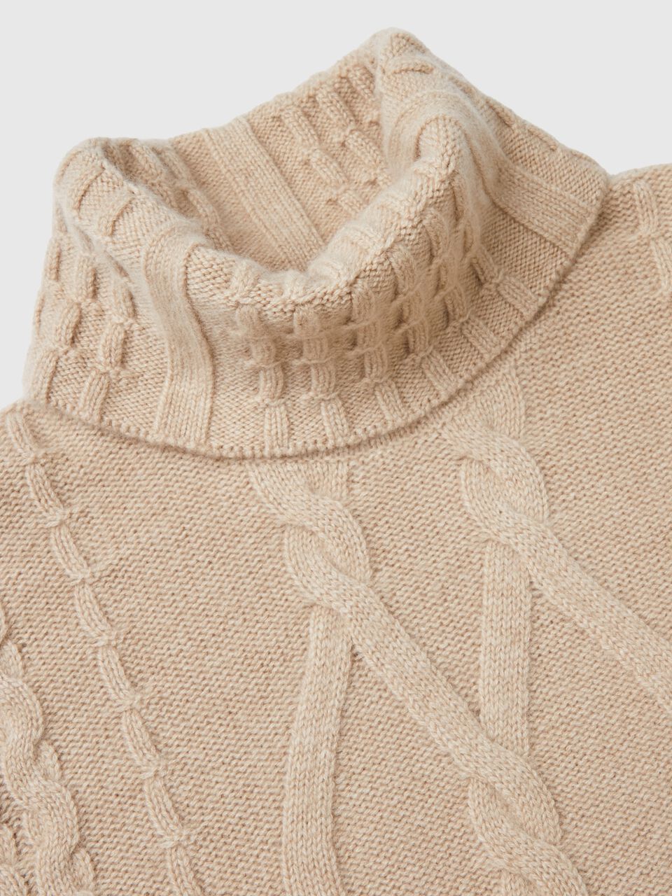 Pure cashmere turtleneck with cable knit - Beige