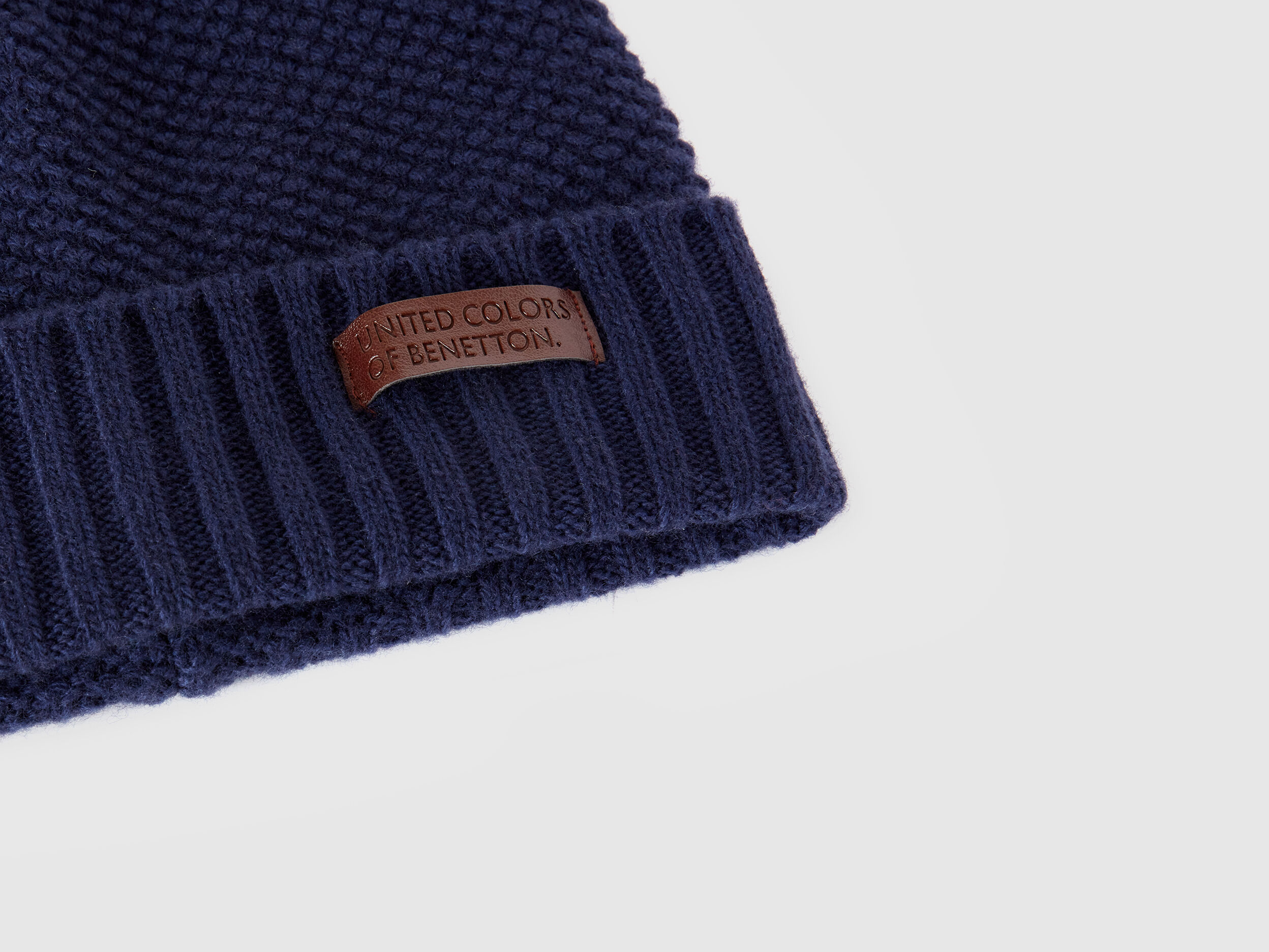 Benetton beanie clearance