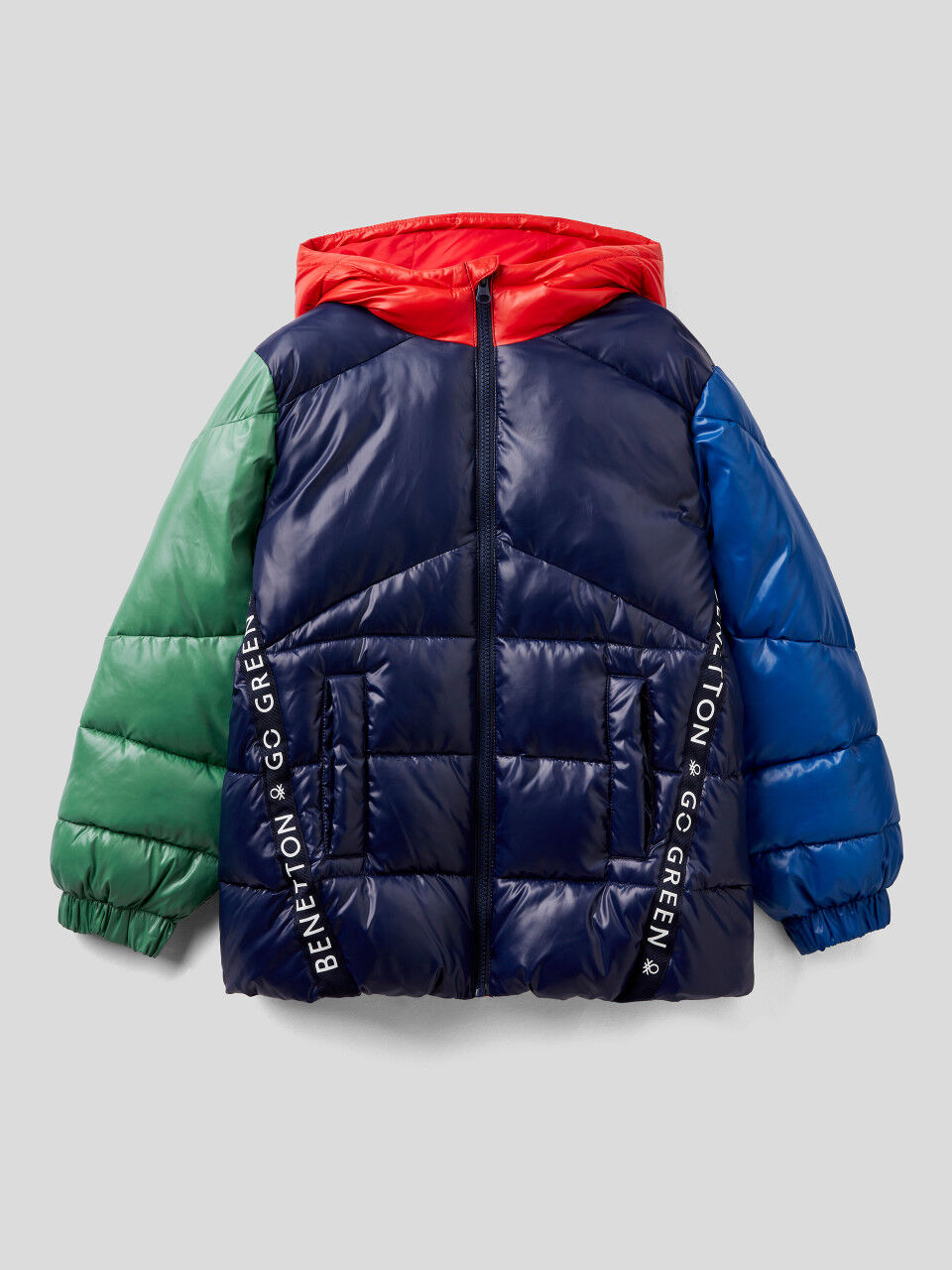 Padded jacket in recycled wadding
