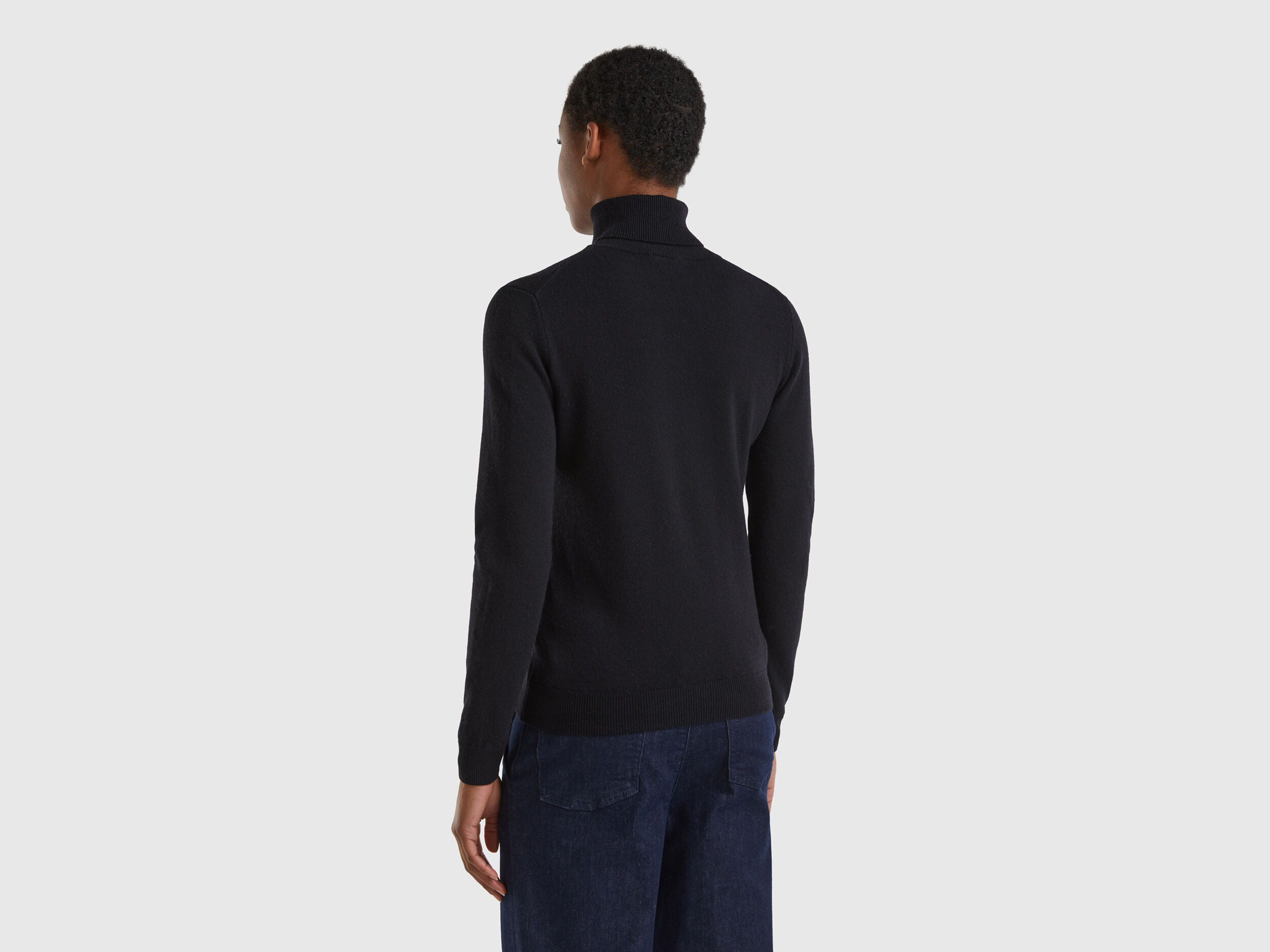 Women's black merino 2025 wool turtleneck sweater