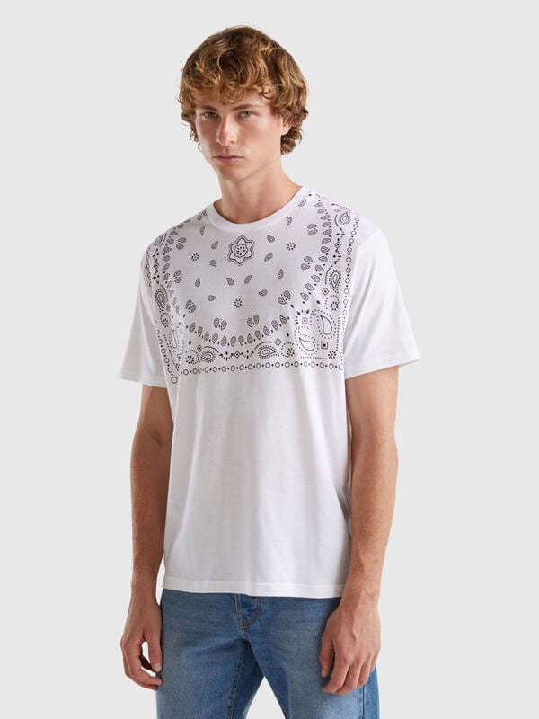 Camiseta con estampado bandana Hombre