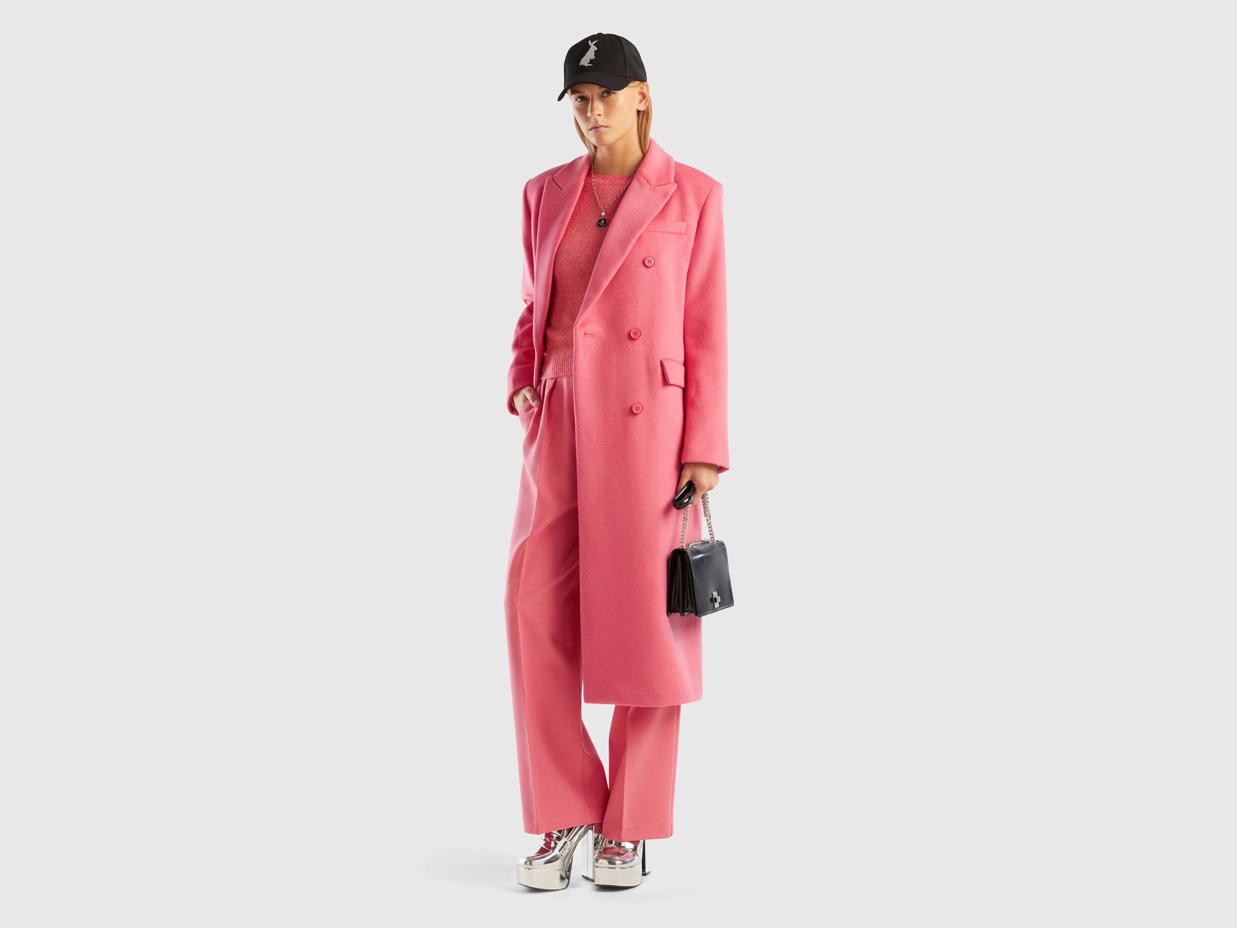 Double breasted coat in wool blend