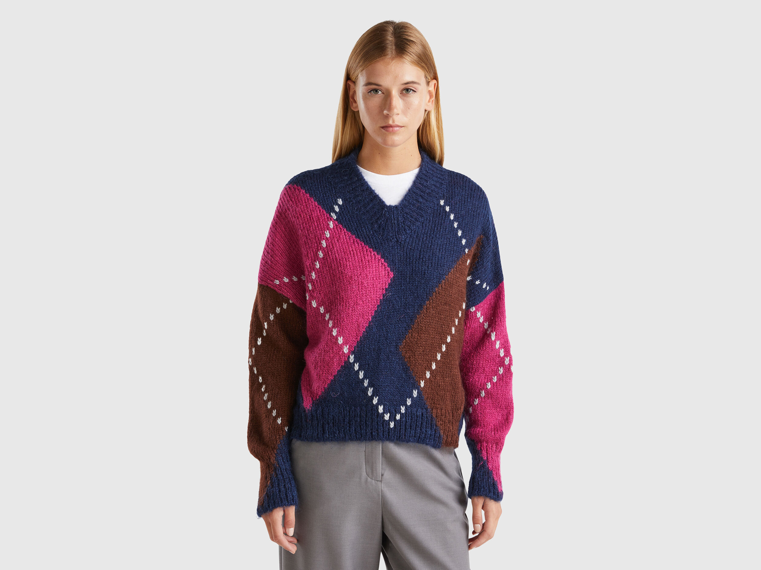 V sweaters outlet