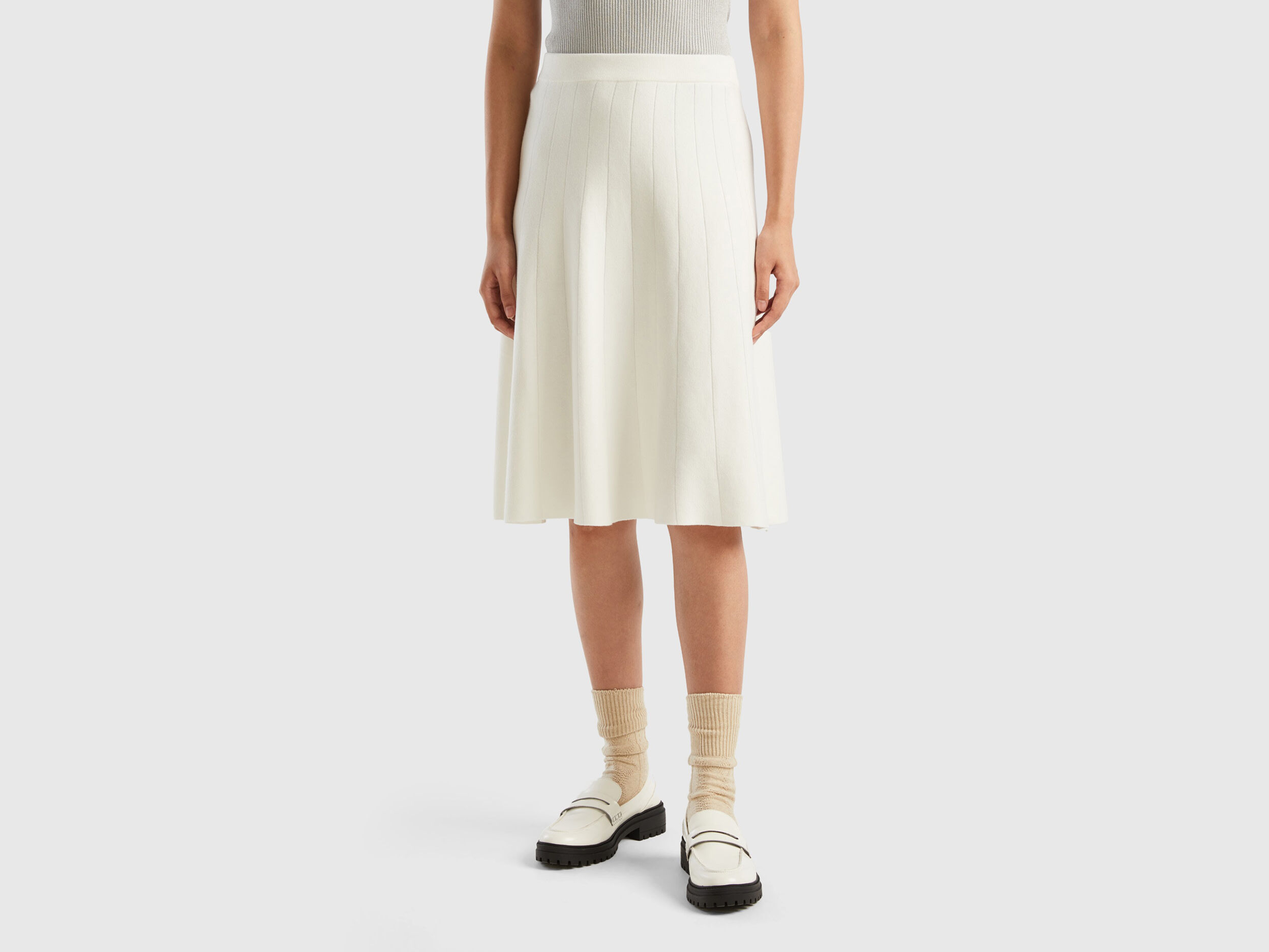 White pencil skirt knitted deals