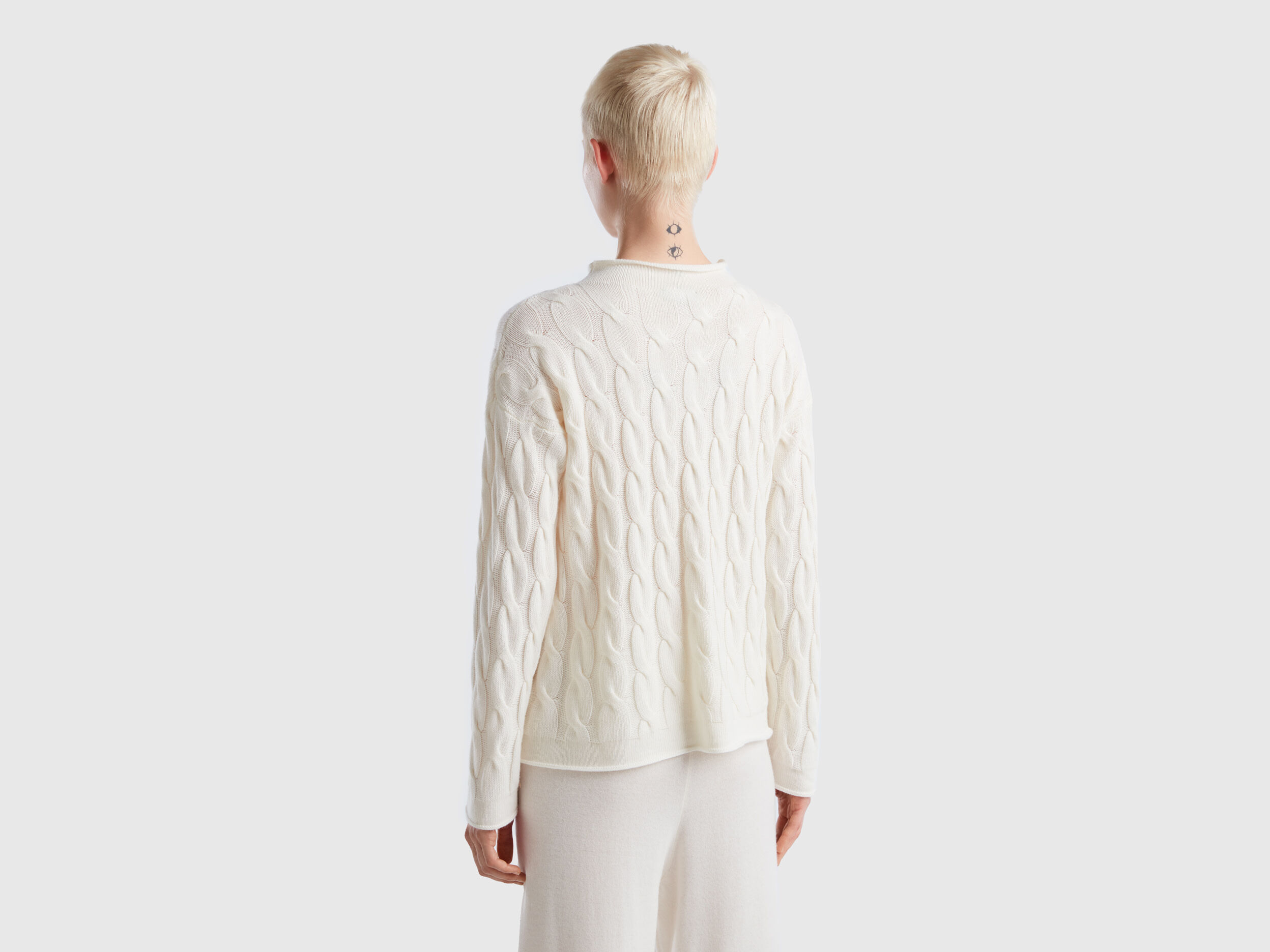 Cable knit sweater - Creamy White | Benetton