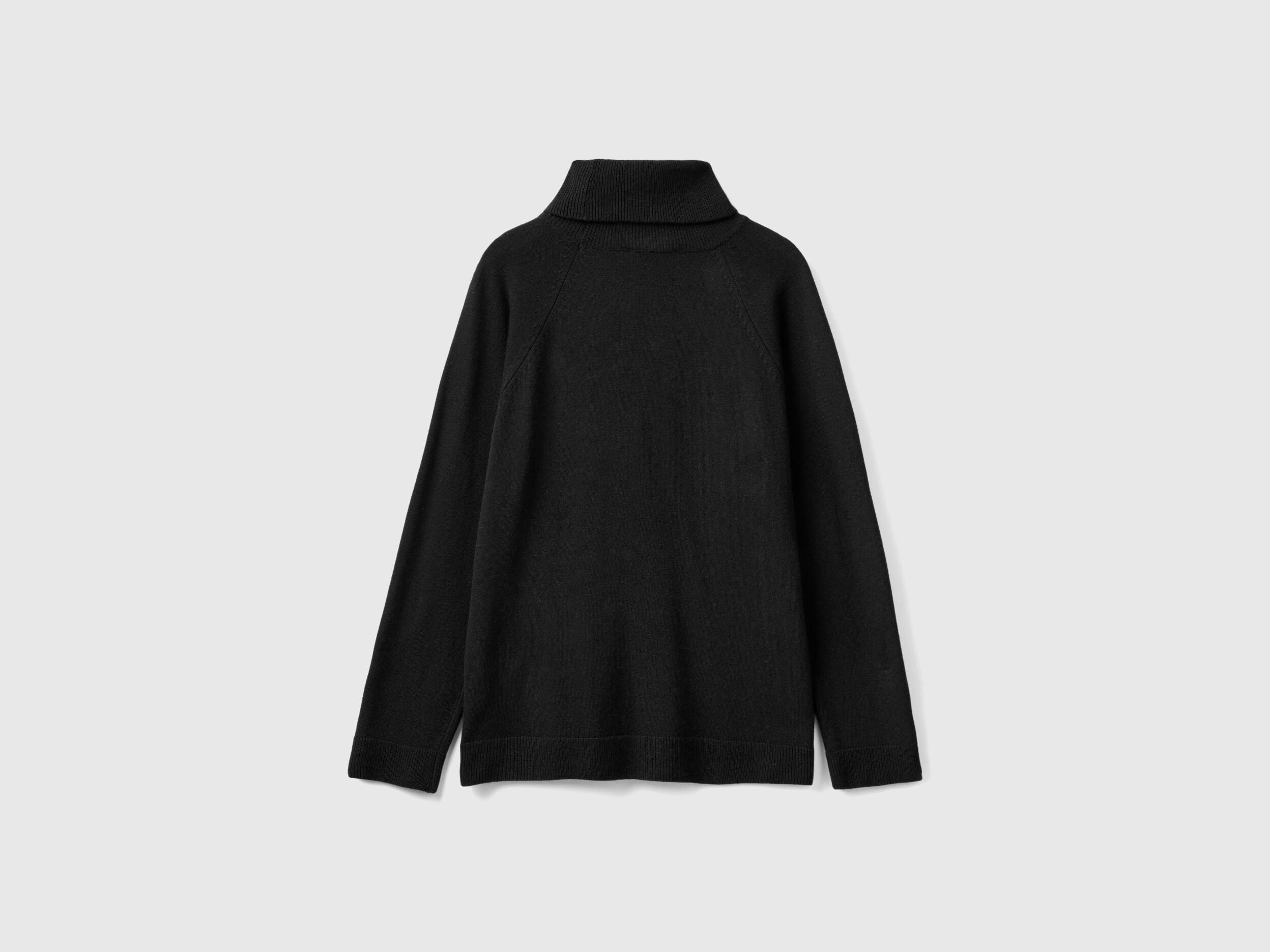 Black high deals neck sweatshirt