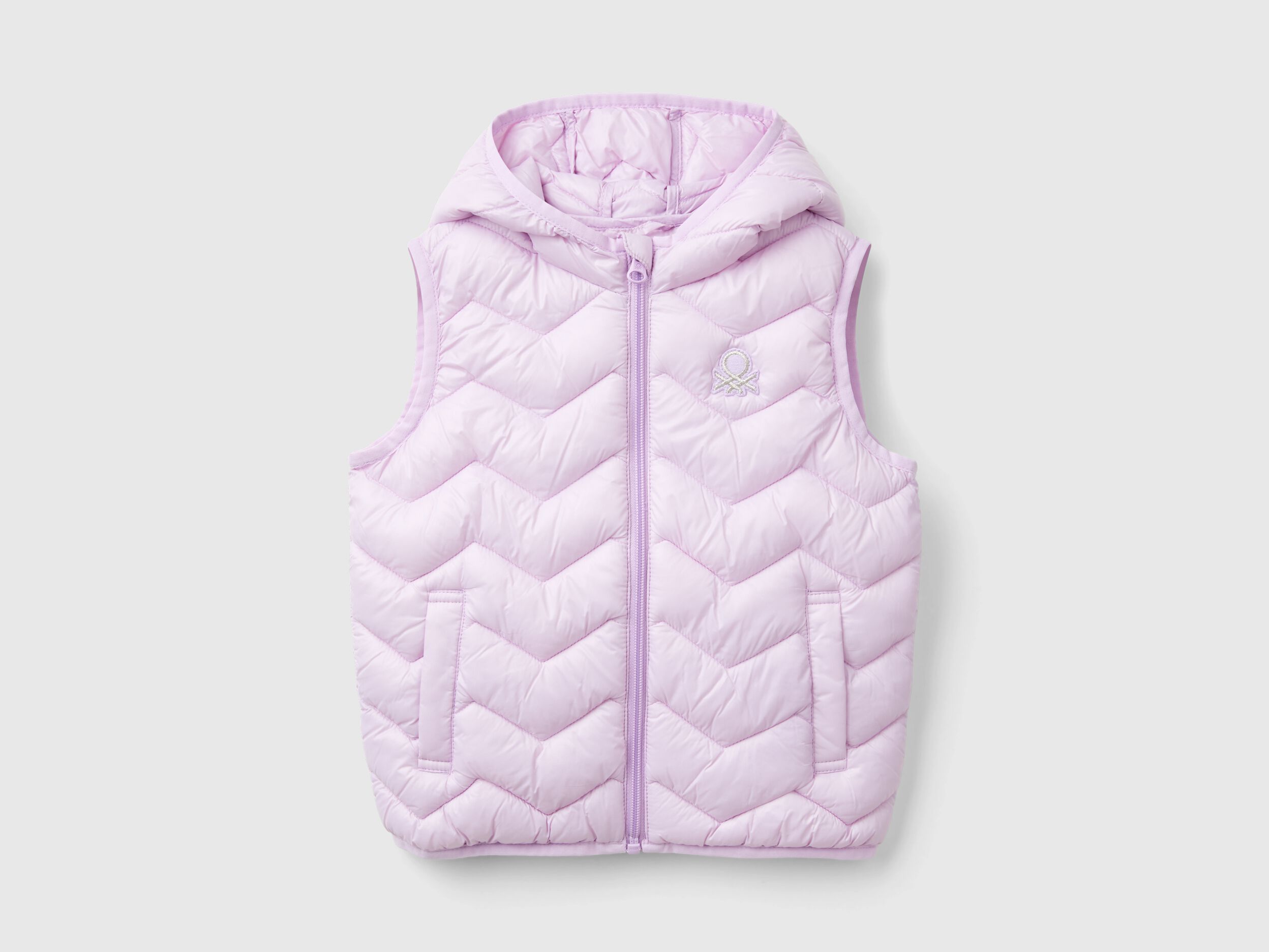 Padded vest in 3D wadding with hood - Lilac | Benetton