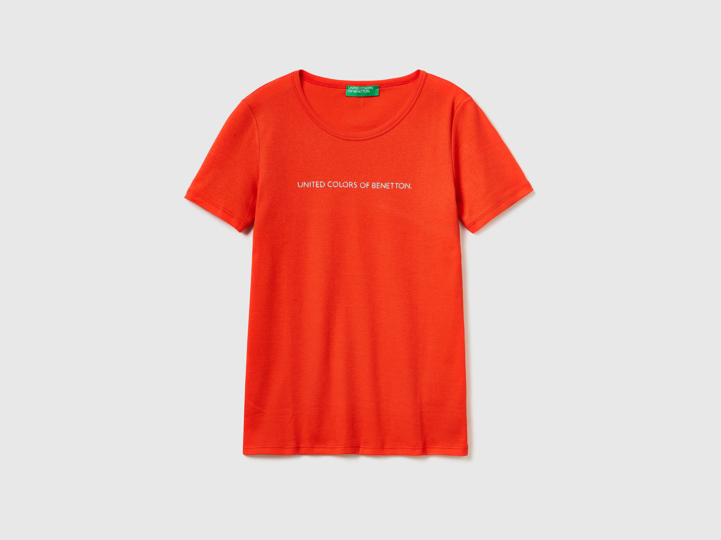 Ucb red t shirt top