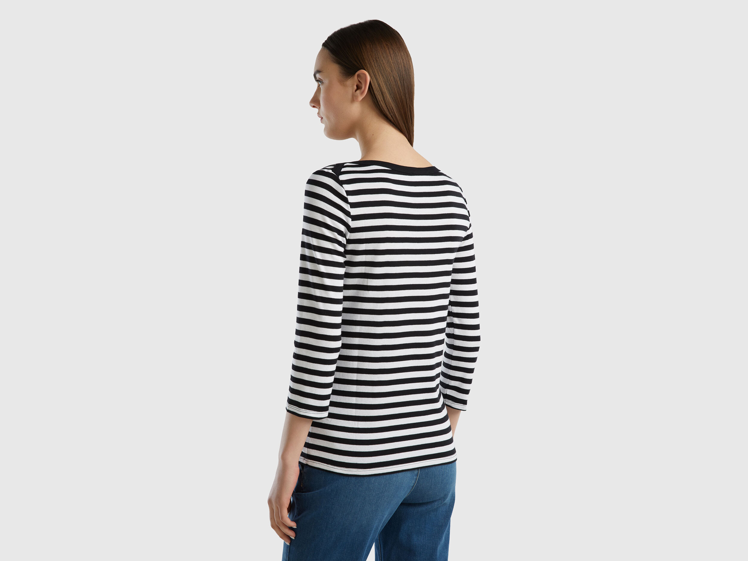 Womens black and 2025 white striped t shirt