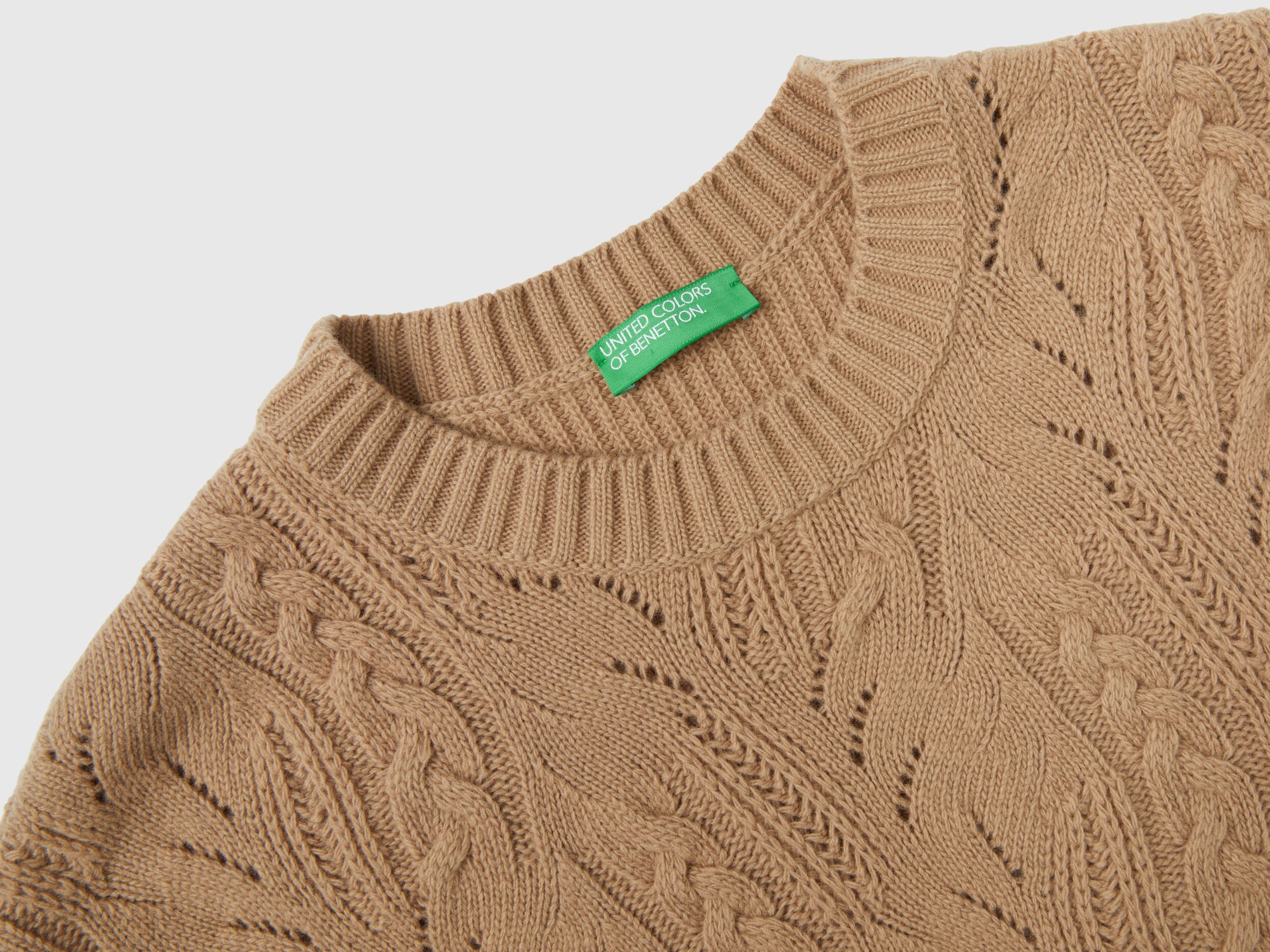 Knit vest in wool blend