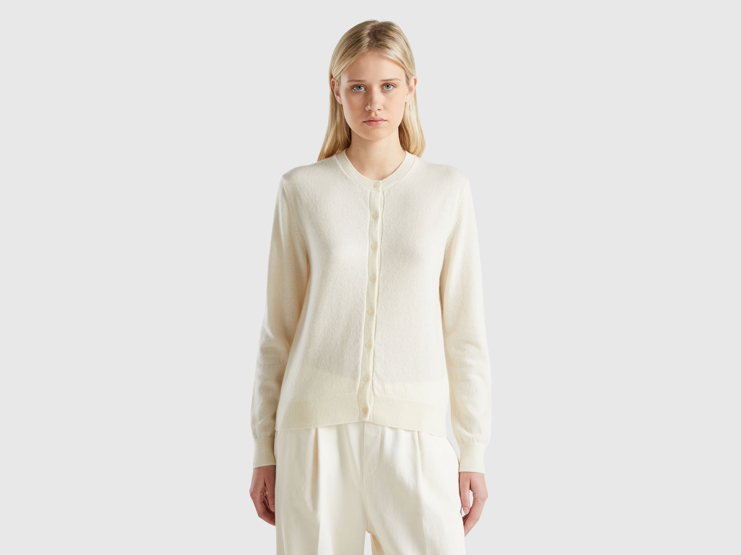 Cream white cardigan in pure cashmere