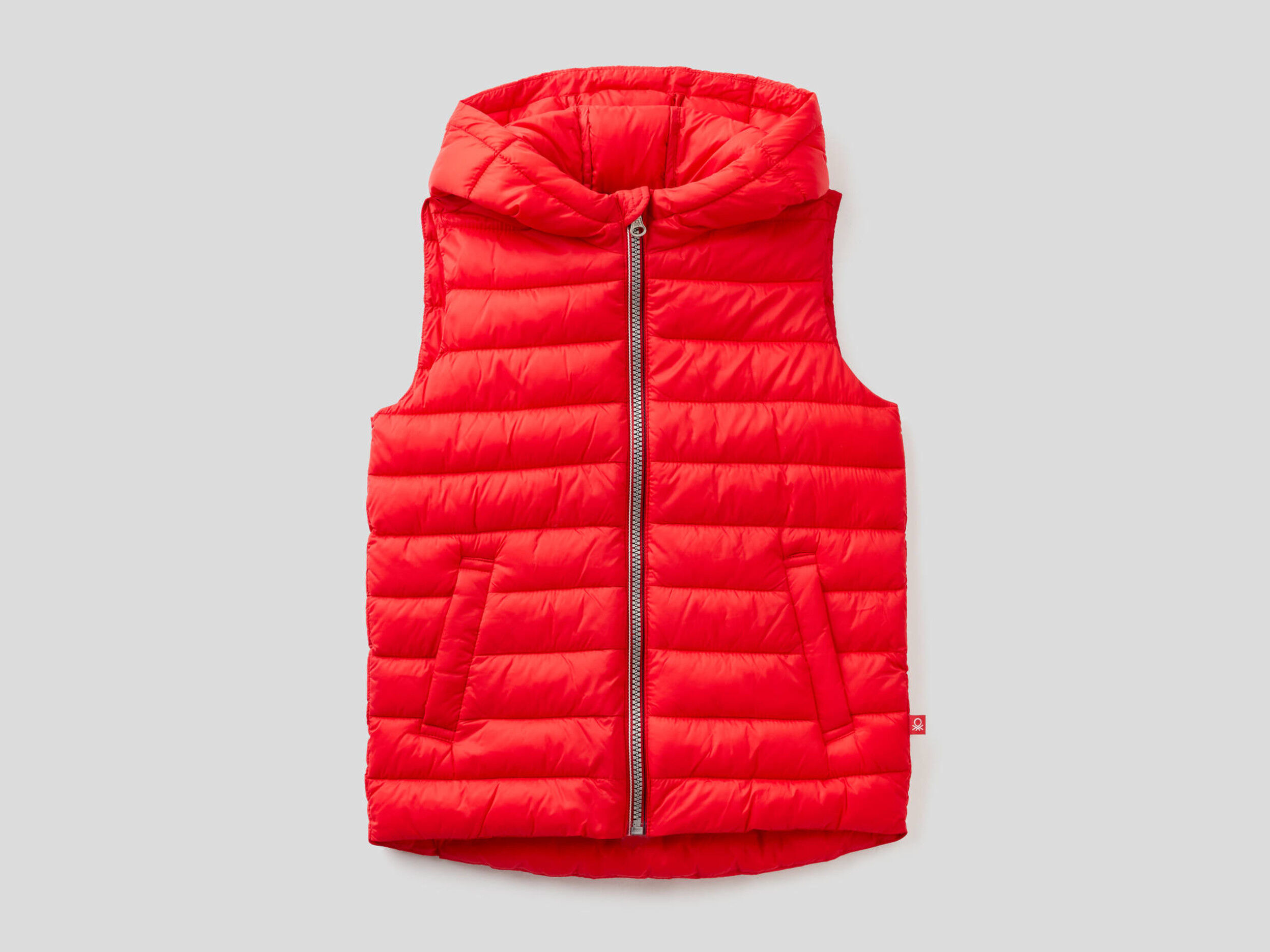 Ucb sleeveless jacket outlet