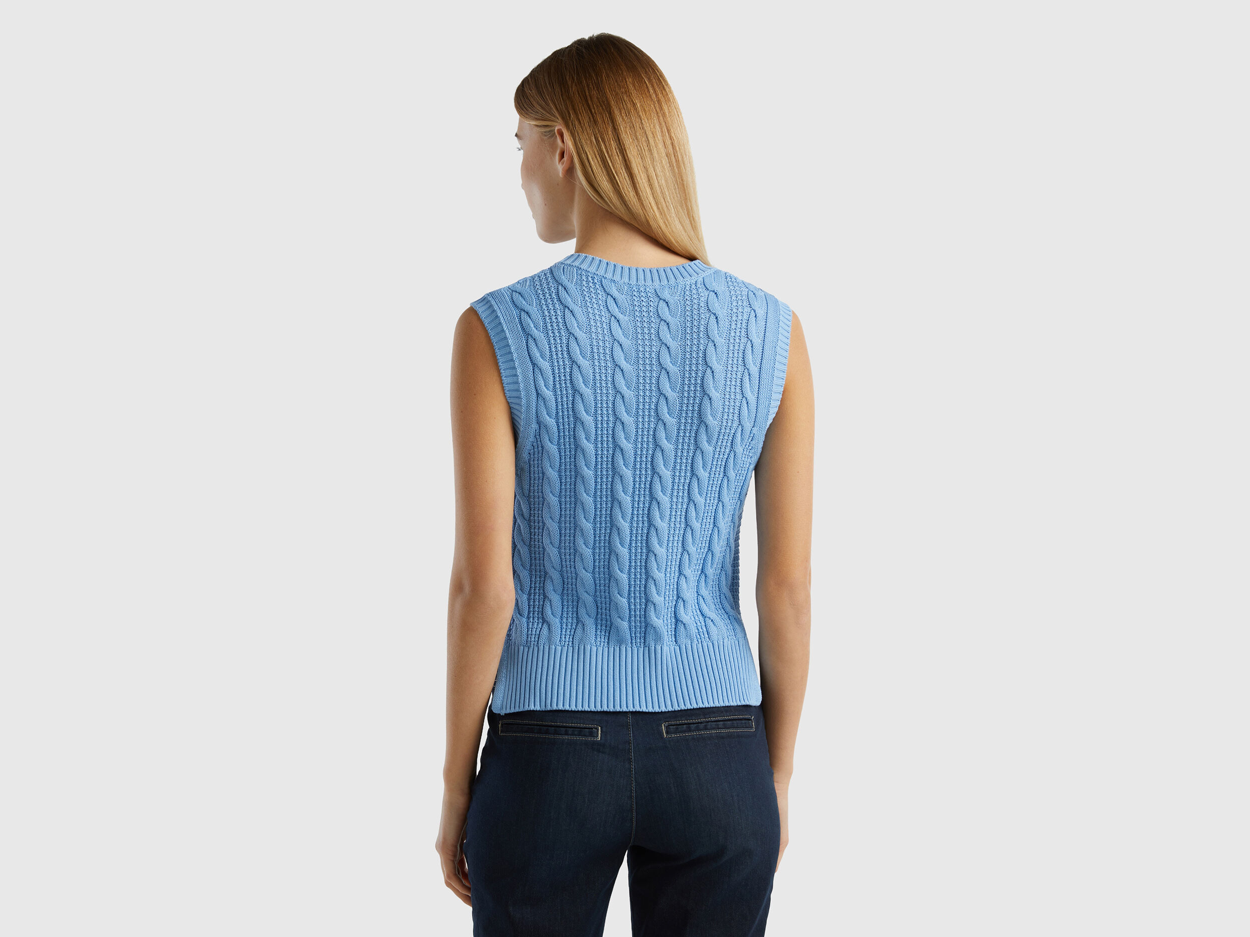 Cropped cable knit vest - Light Blue | Benetton