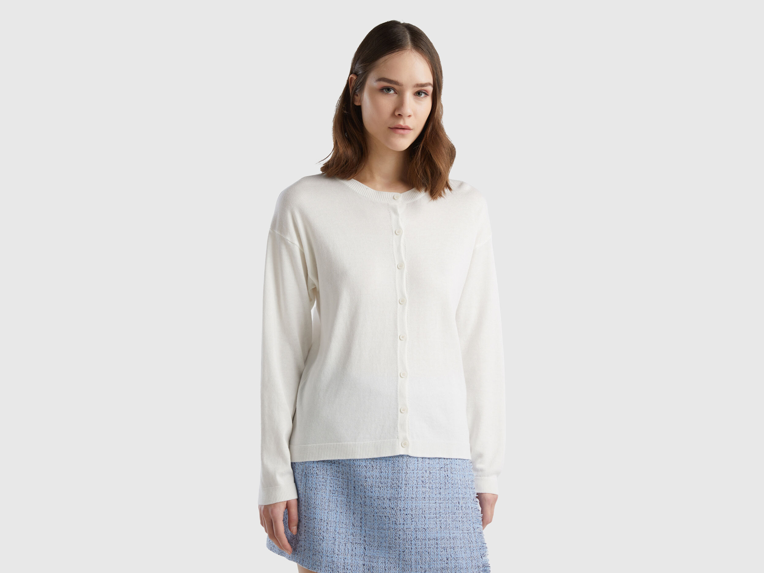 White crew shop neck cardigan