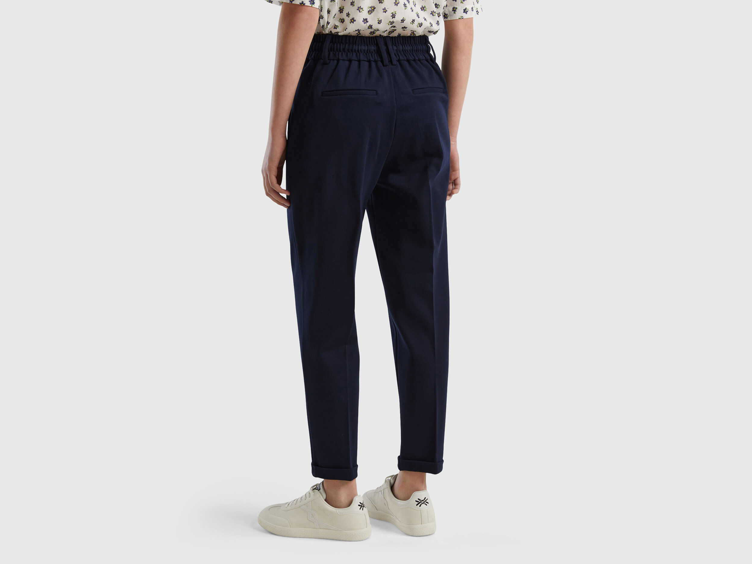 Yarn dyed trousers with drawstring