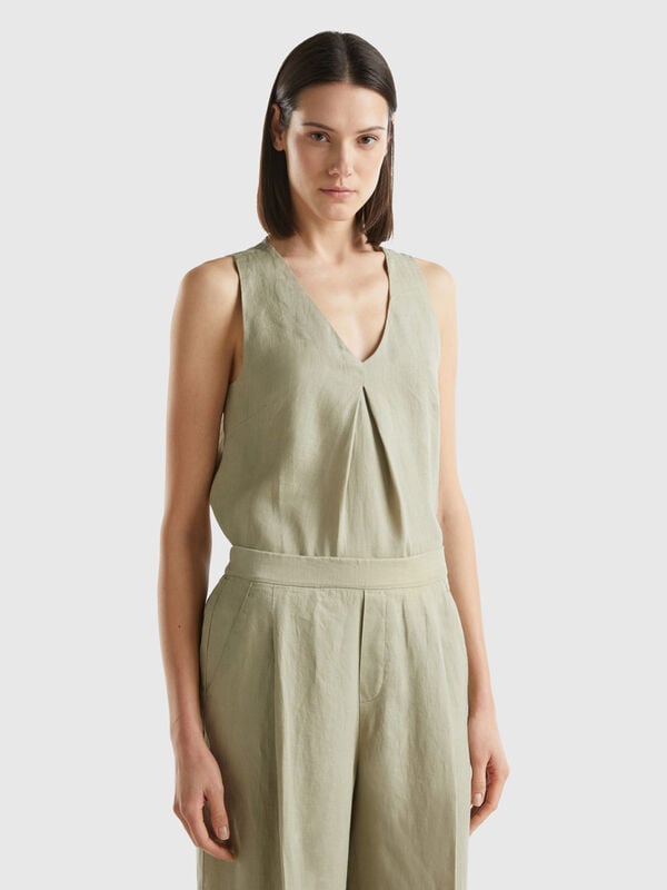 Sleeveless blouse in pure linen Women