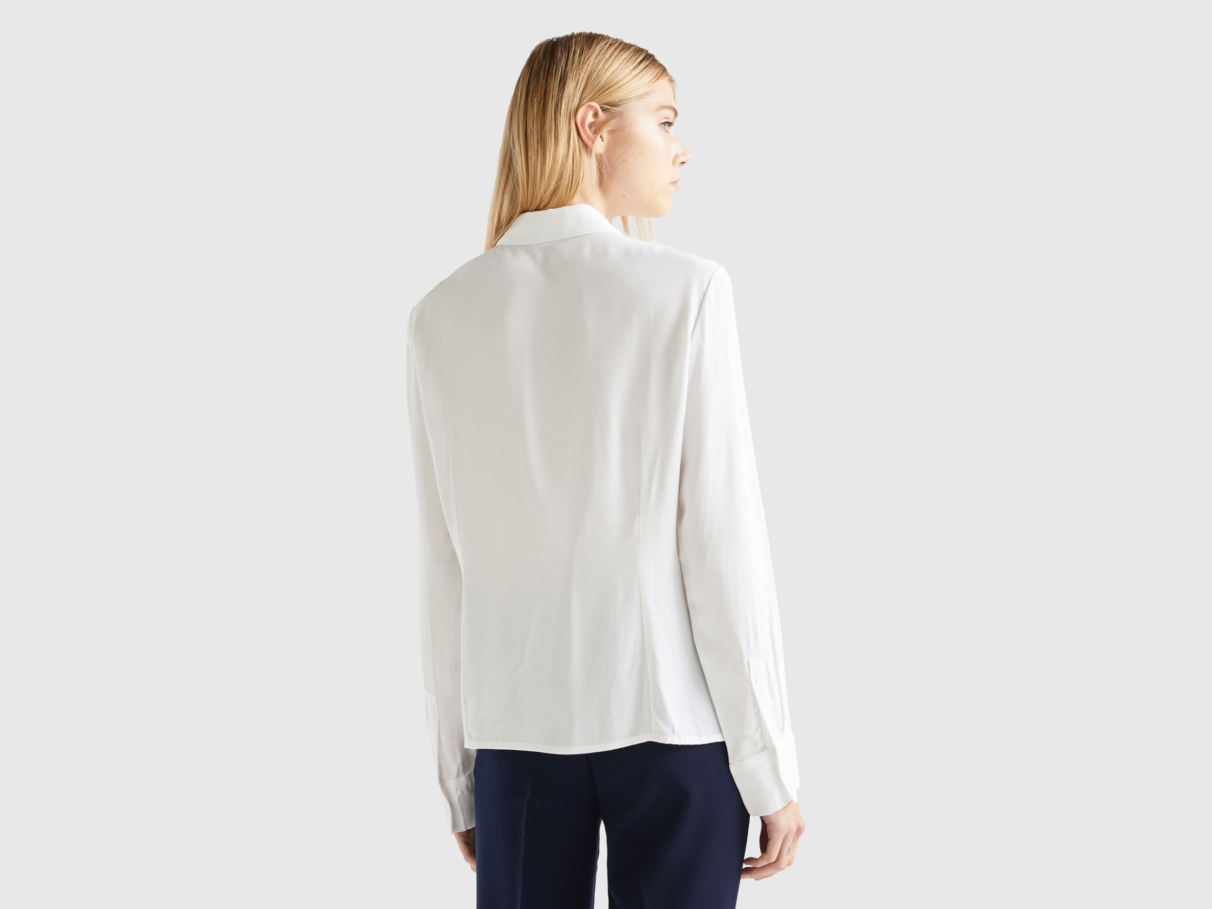 White viscose online shirt womens
