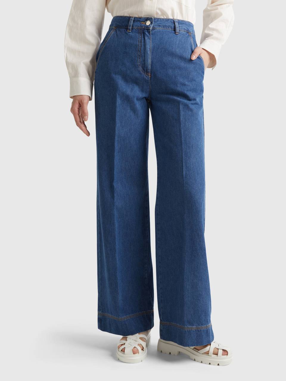 Wide leg jeans trousers