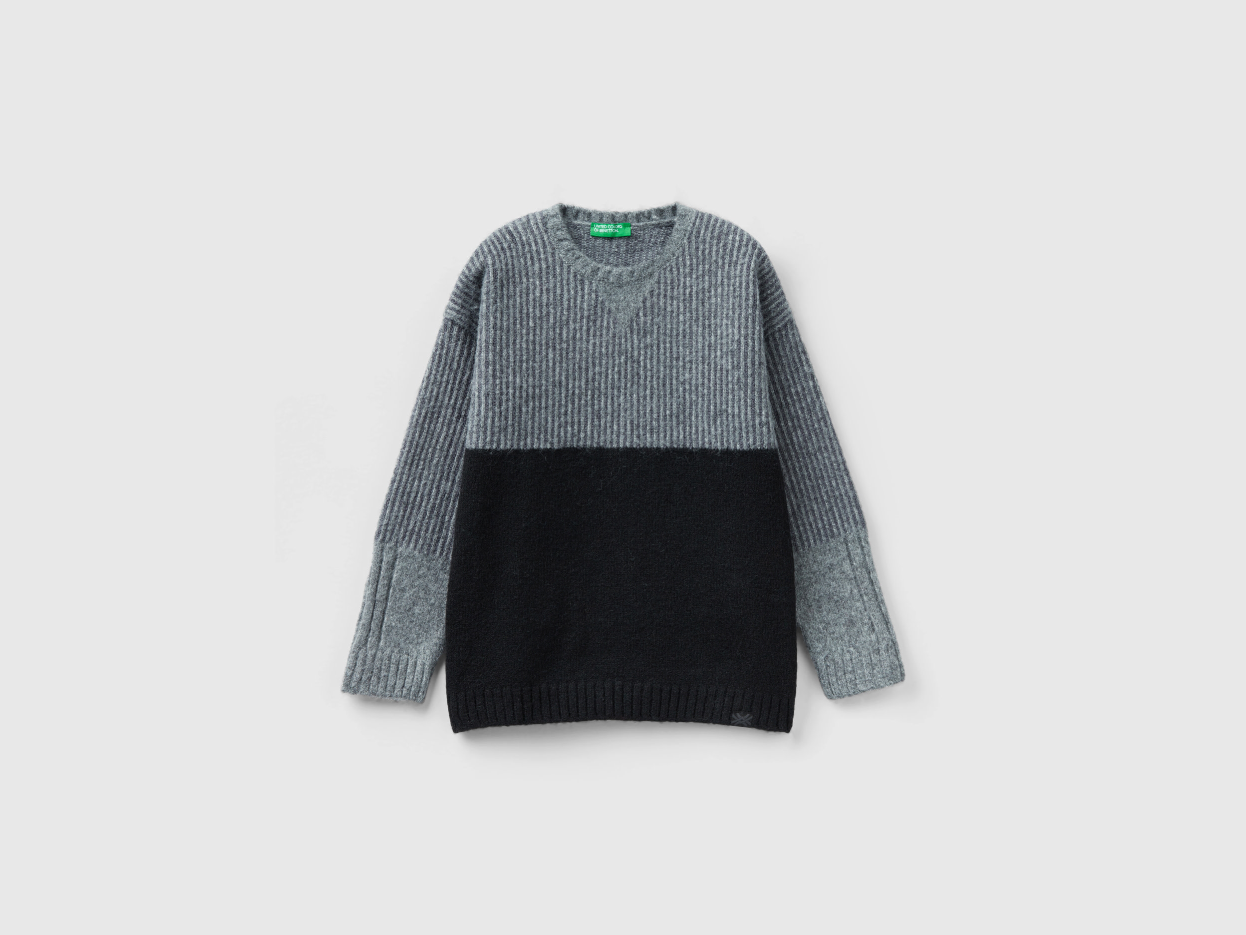Benetton, Regular Fit Chenille Sweater, size M, Black, Kids
