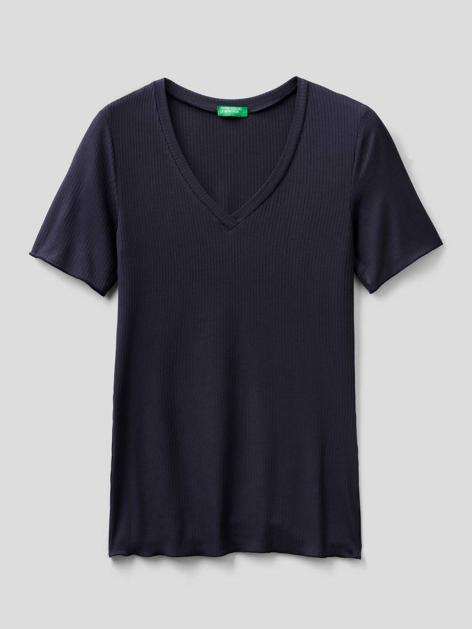 Benetton V-neck ribbed knit t-shirt. 1