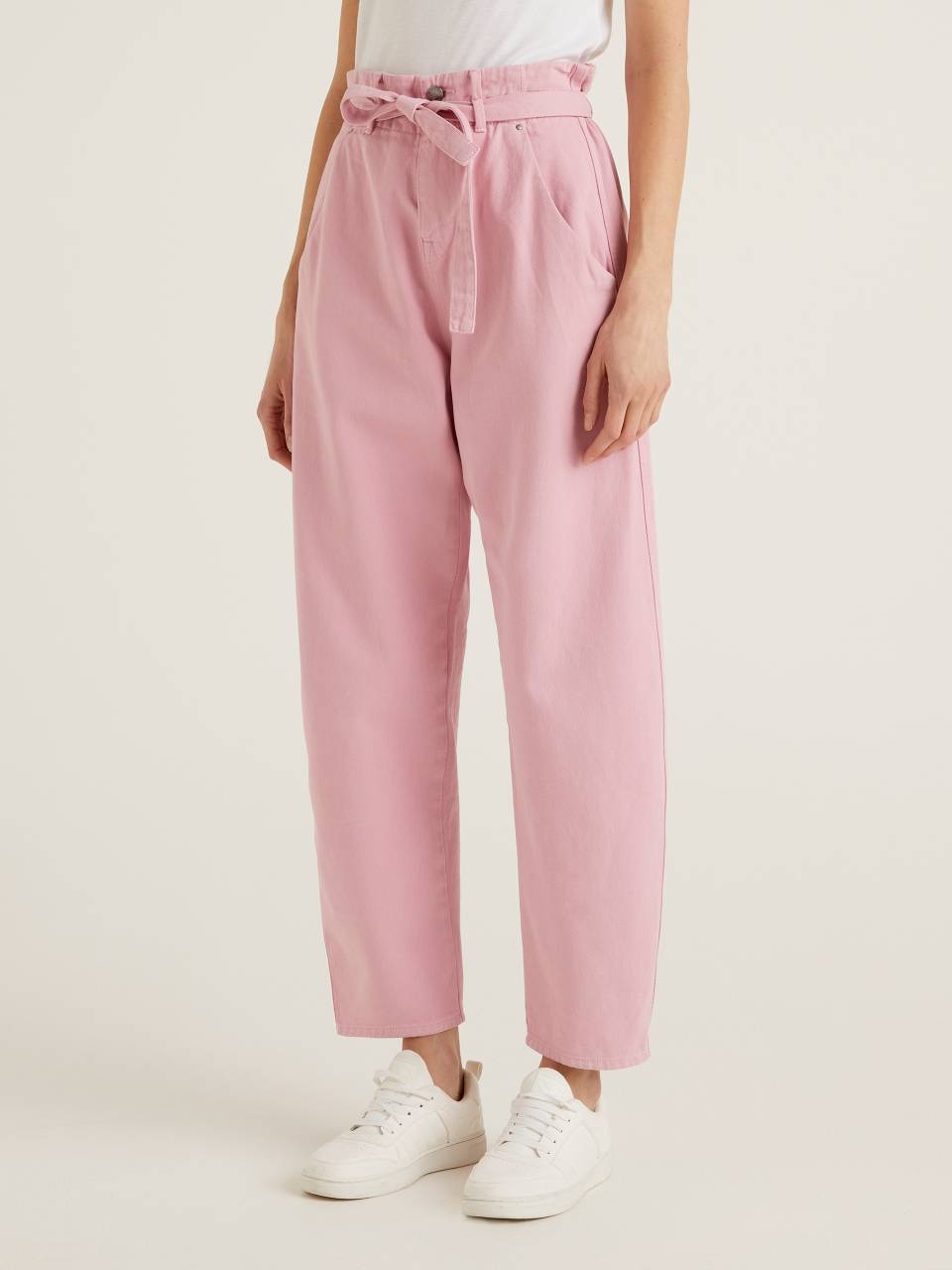 Benetton Paperbag trousers in 100% cotton. 1