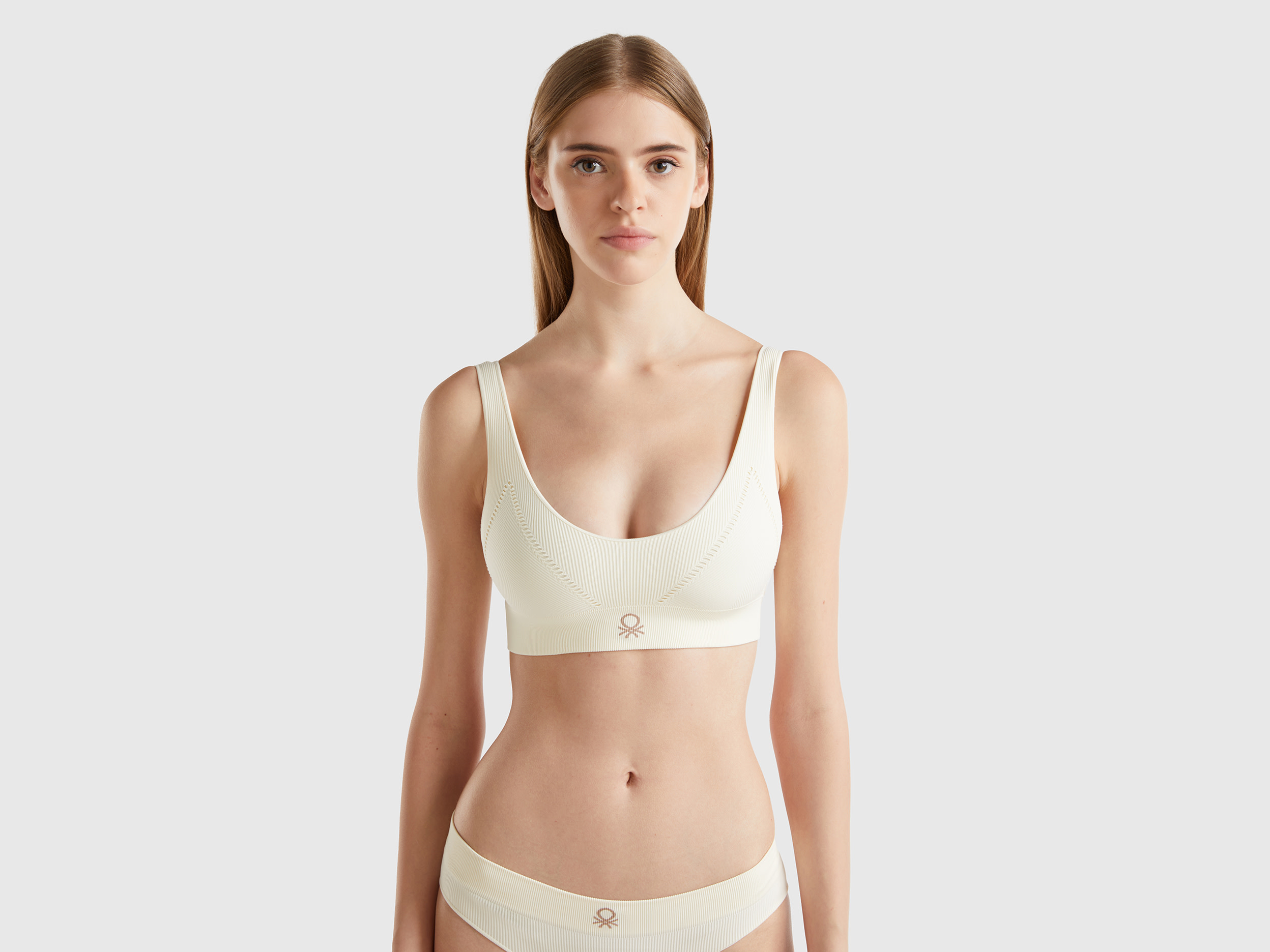 Benetton, Reggiseno A Triangolo In Misto Nylon Riciclato, Bianco Panna, Donna