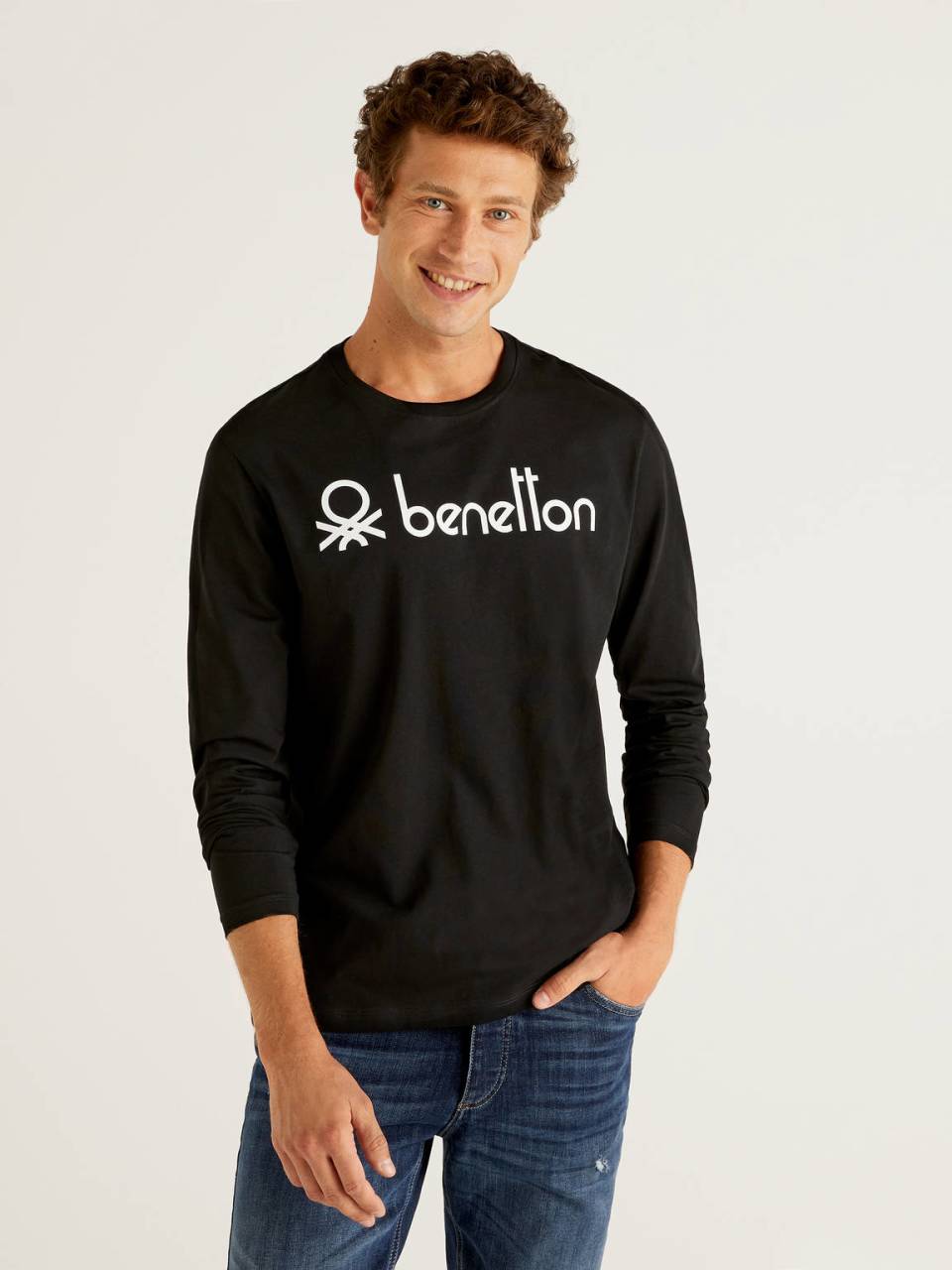 Benetton Long sleeve t-shirt with logo print. 1