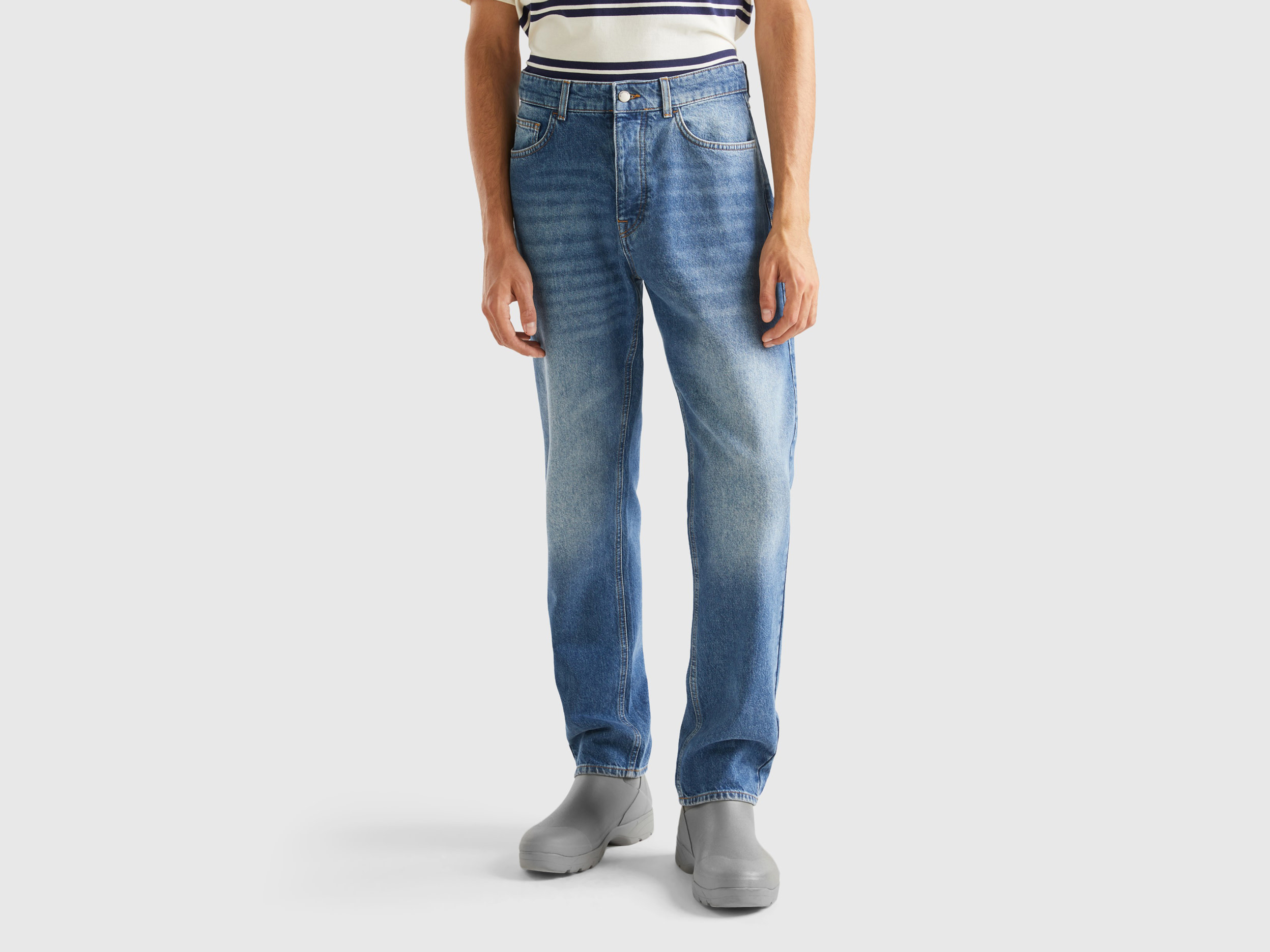 Benetton, Five-pocket Worn Look Jeans, size 34, Dark Blue, Men