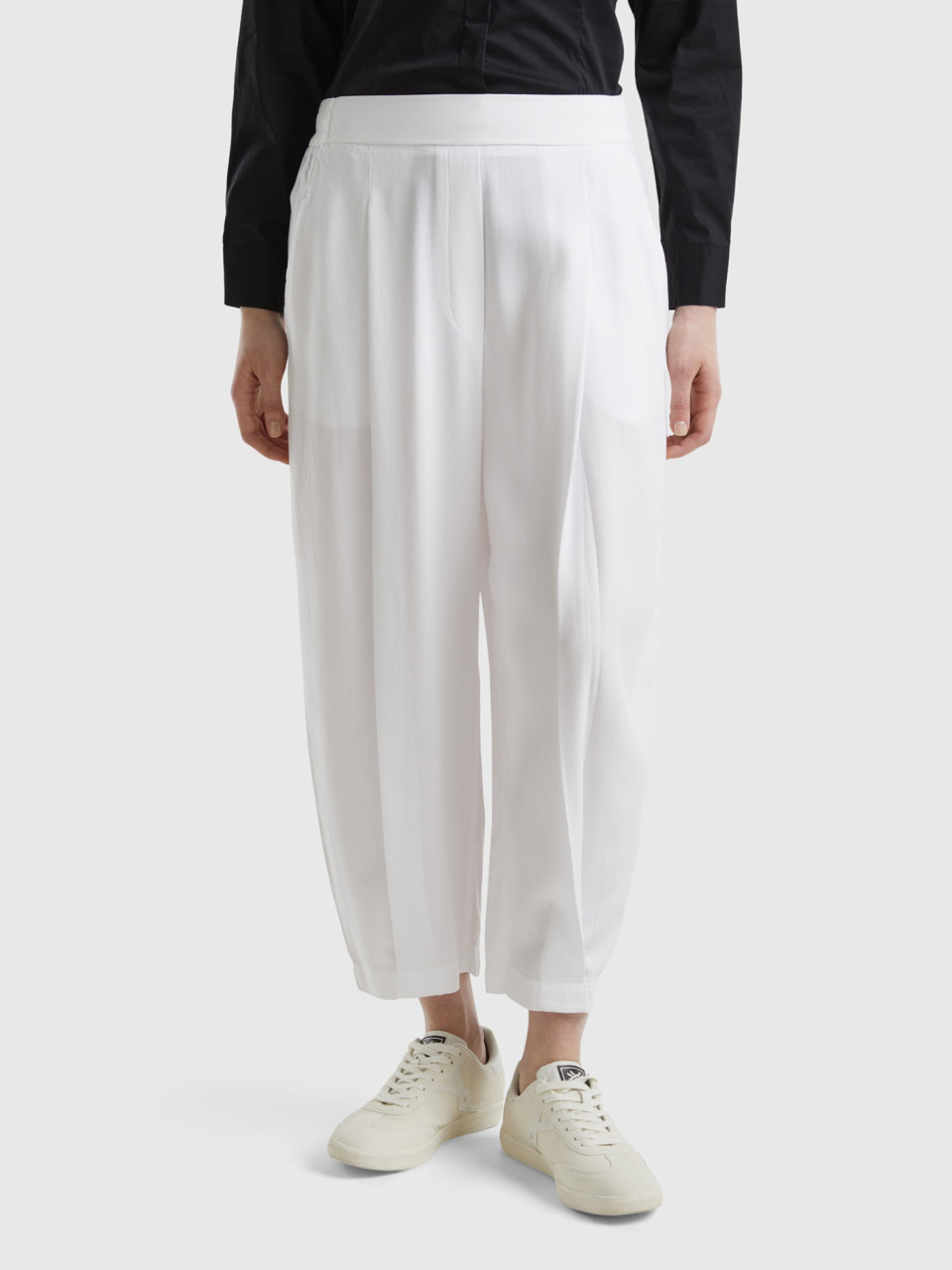 Benetton, Cropped Trousers With Pleats, White, Women