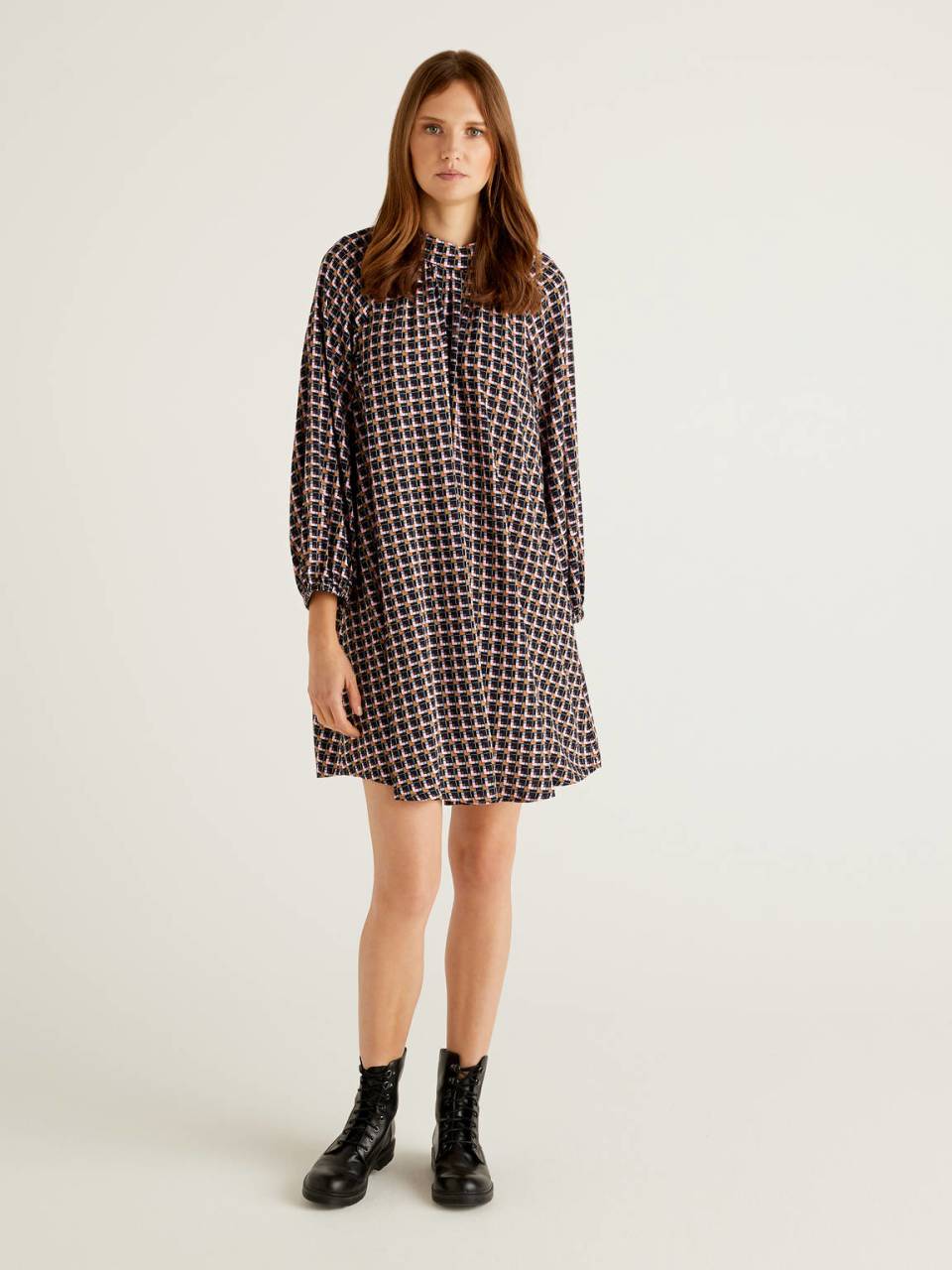 Benetton Patterned dress in sustainable viscose. 1