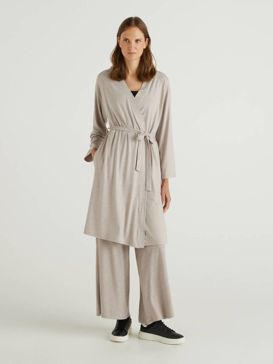 Benetton Flowy dressing gown with belt. 1
