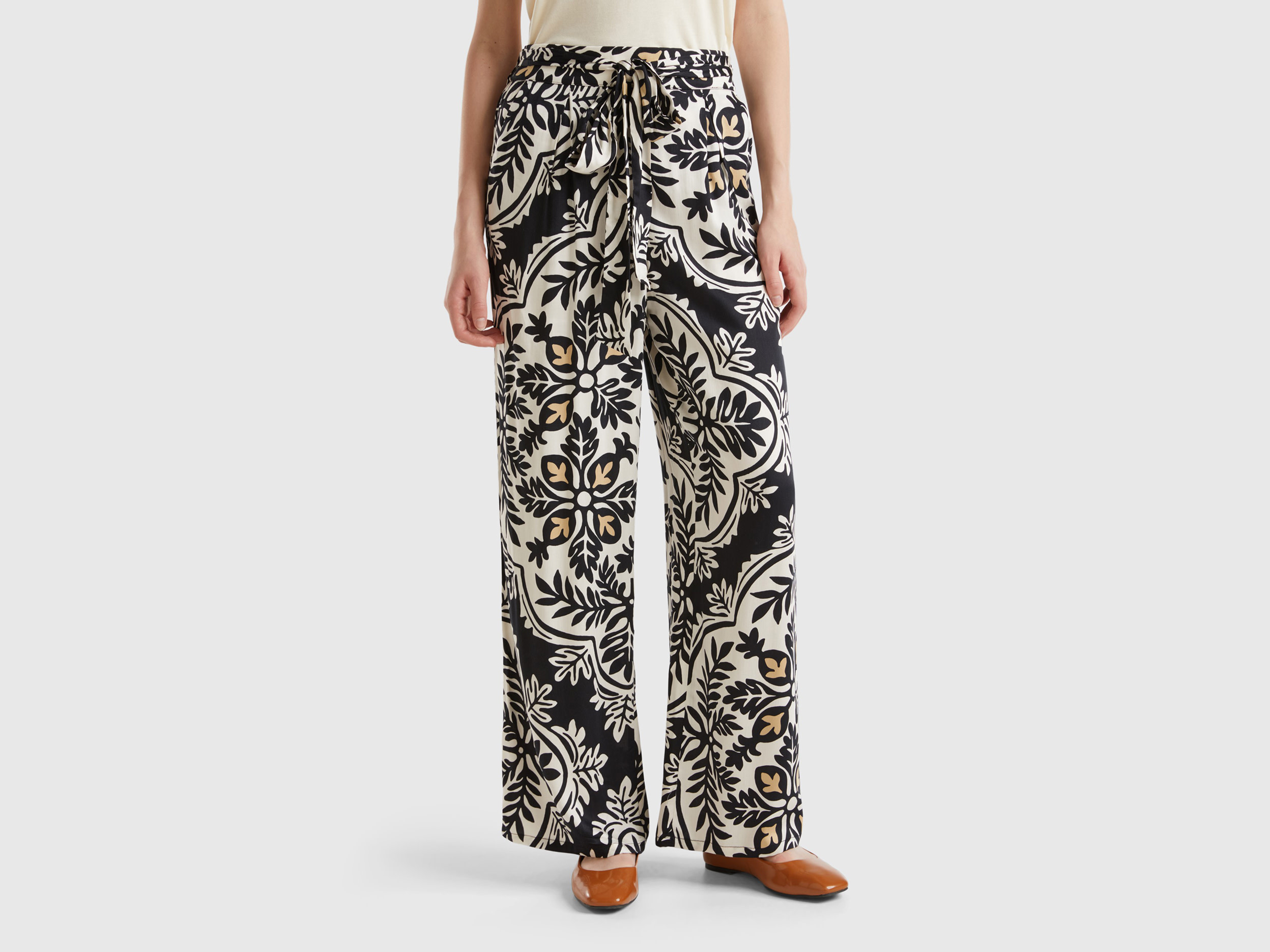 Benetton, Pantaloni Fluidi A Fiori, Multicolore, Donna