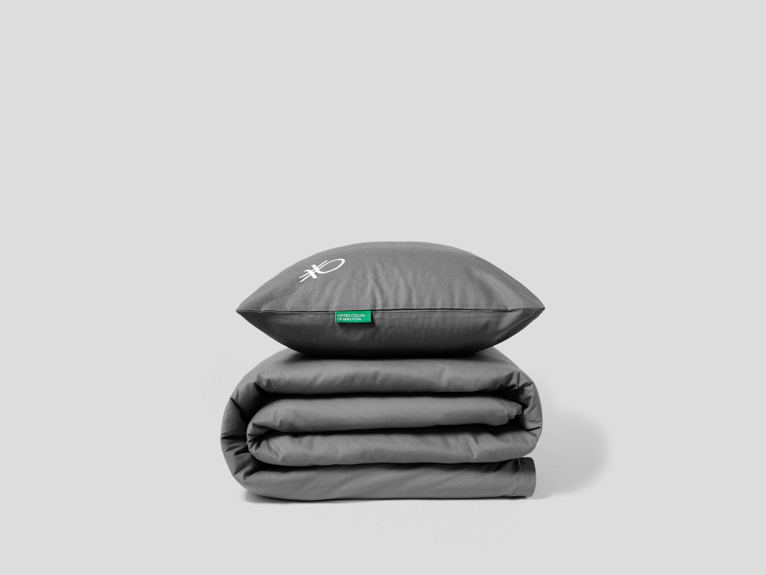 Benetton, 155x210 Cm Reversible Duvet Cover And A Pillowcase, size OS, Gray, Benetton Home