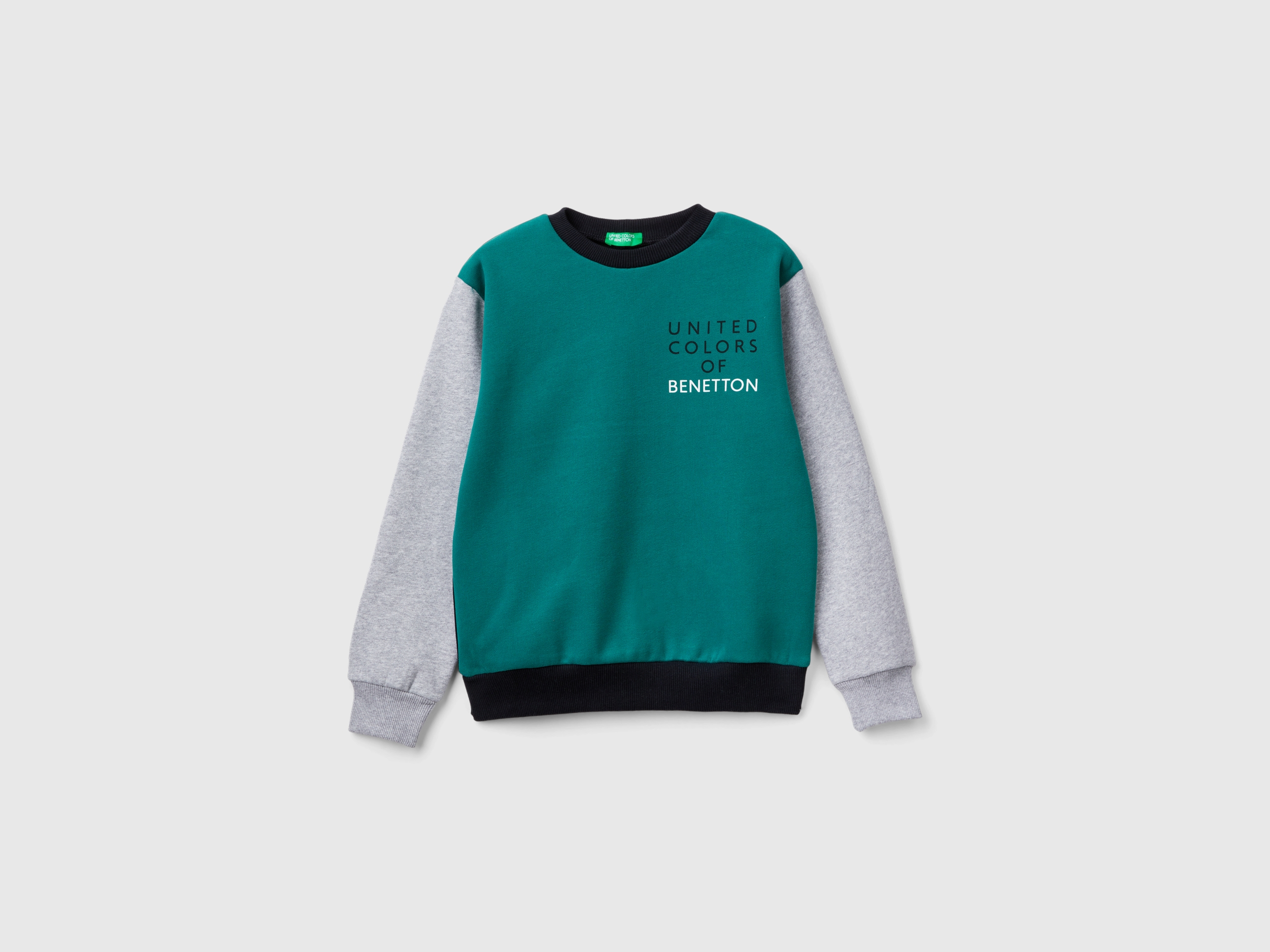 Junior Boys Sweatshirts without hood Collection 2024 Benetton