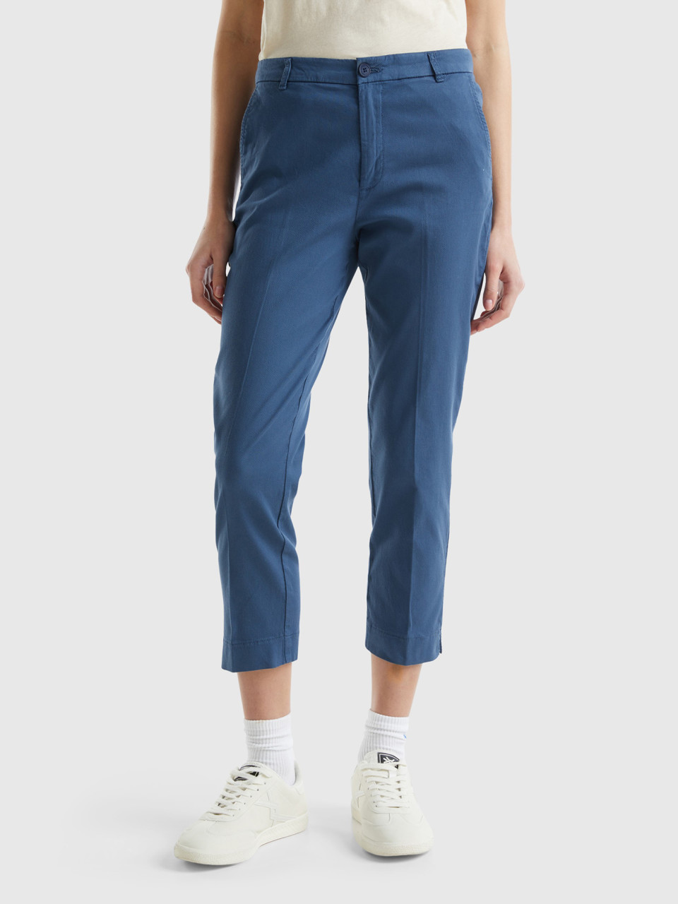 Benetton, Pantalones Chinos Cropped De Algodón Elástico, Azul Grisáceo, Mujer
