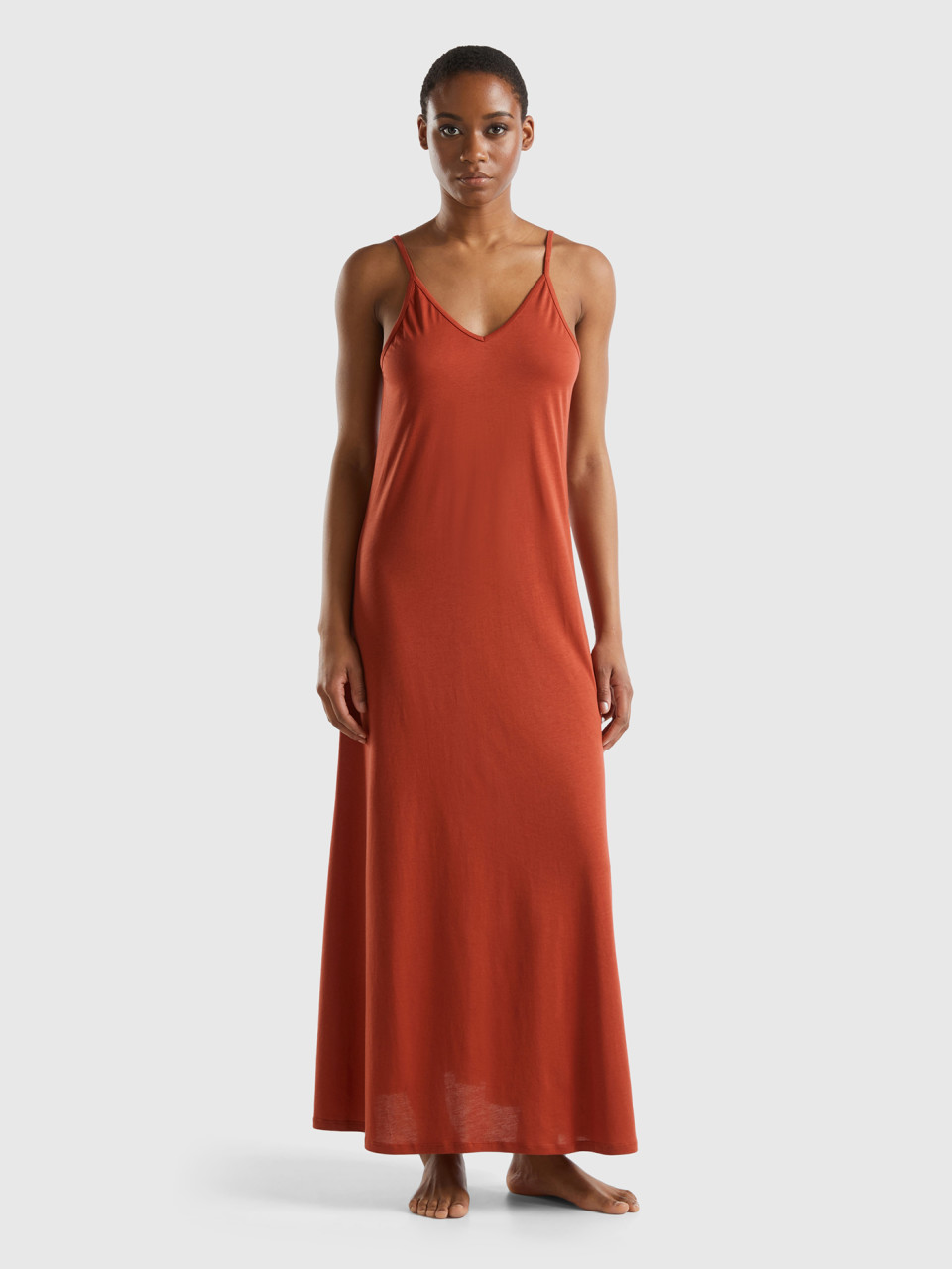 Benetton, Fließendes Kleid Mit V-ausschnitt, , female