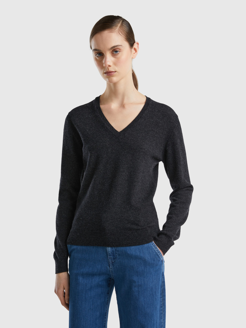 Benetton, Charcoal Gray V-neck Sweater In Pure Merino Wool, Dark Gray, Women