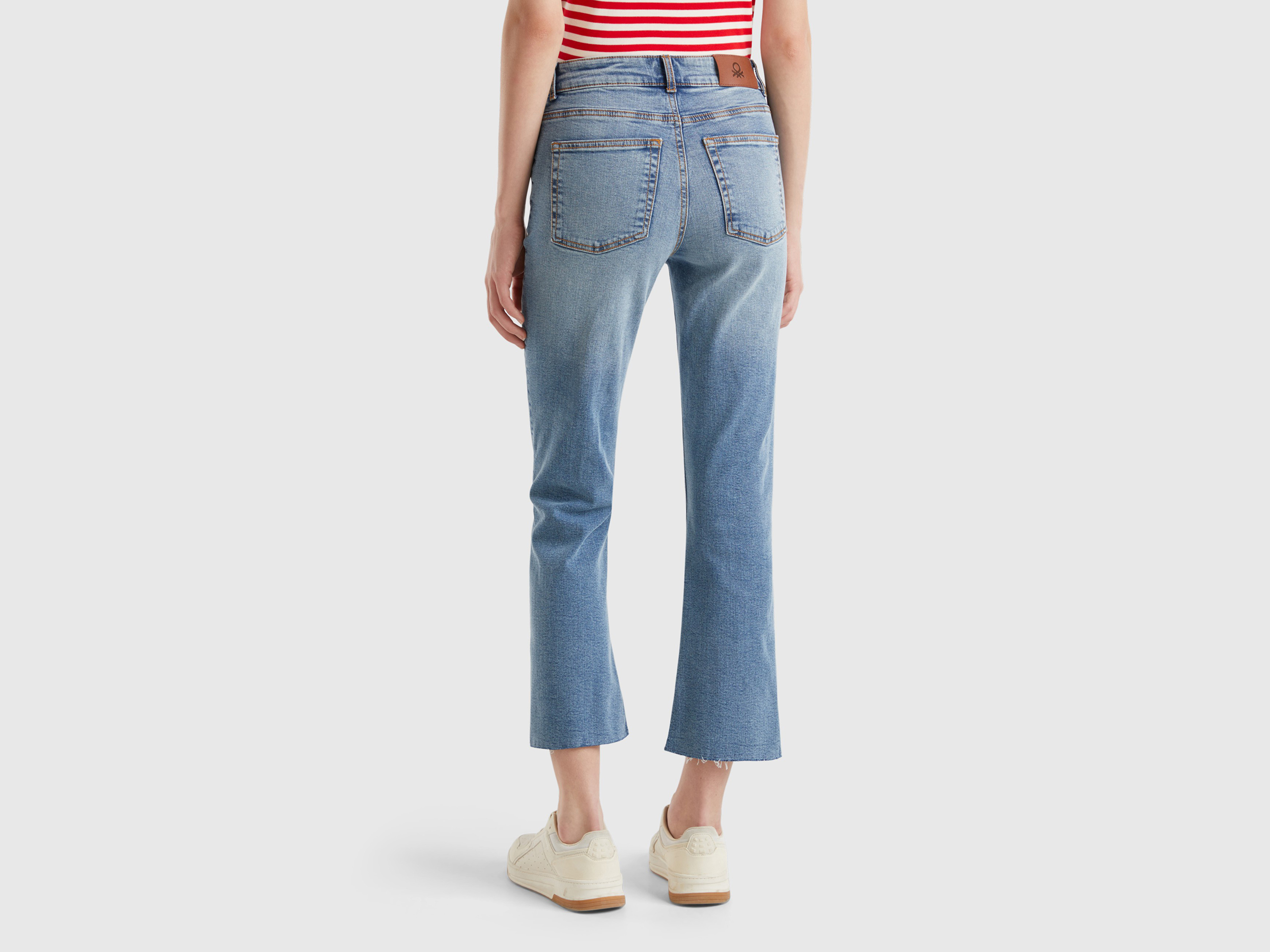 Benetton, Τζιν Κροπντ Από Ανακυκλωμένο Βαμβακερό, size 28, Γαλαζιο, Γυναικεία φωτογραφία