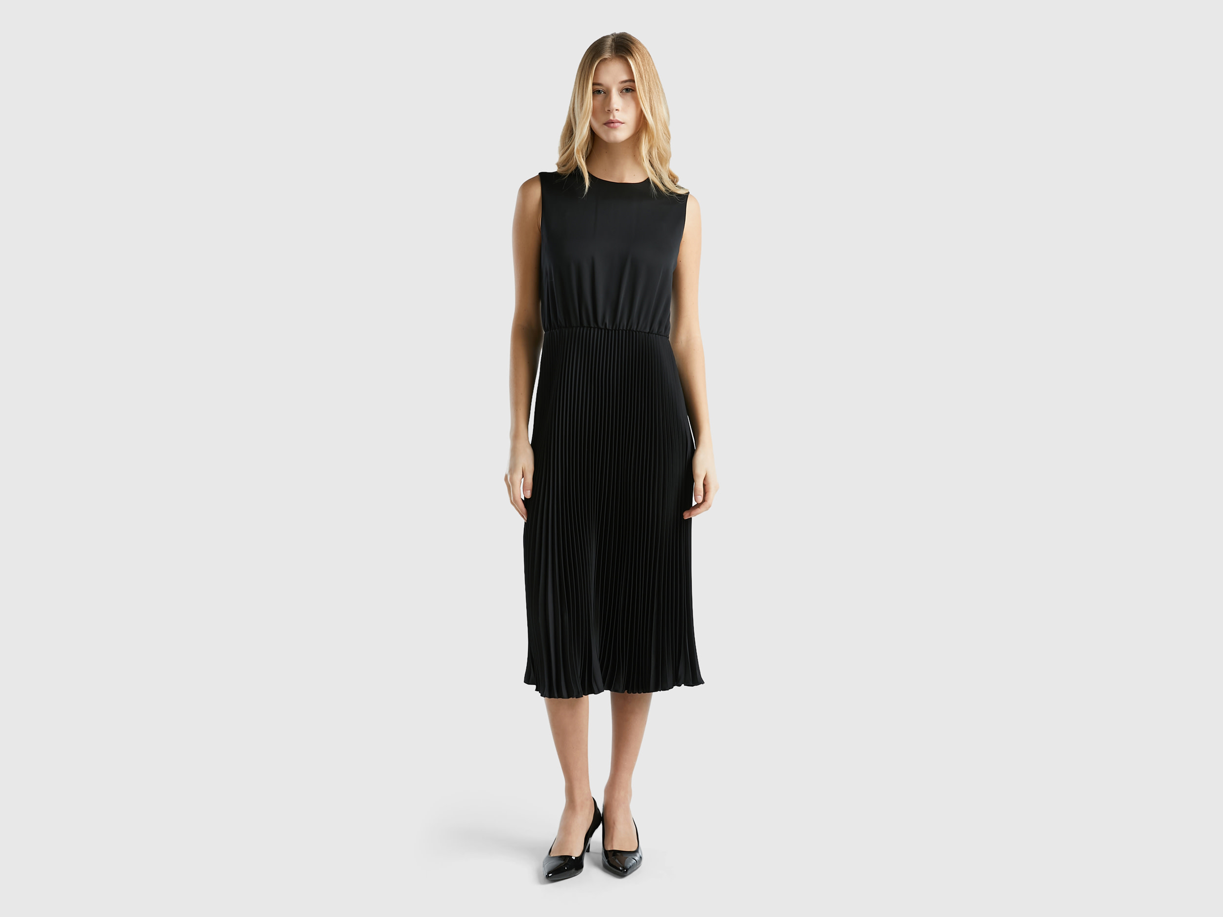 Benetton, Midi Dress With Pleated Skirt, size XS, Black, Women